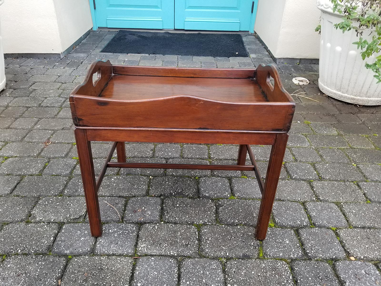19th Century English Mahogany Tray Side Table For Sale 2