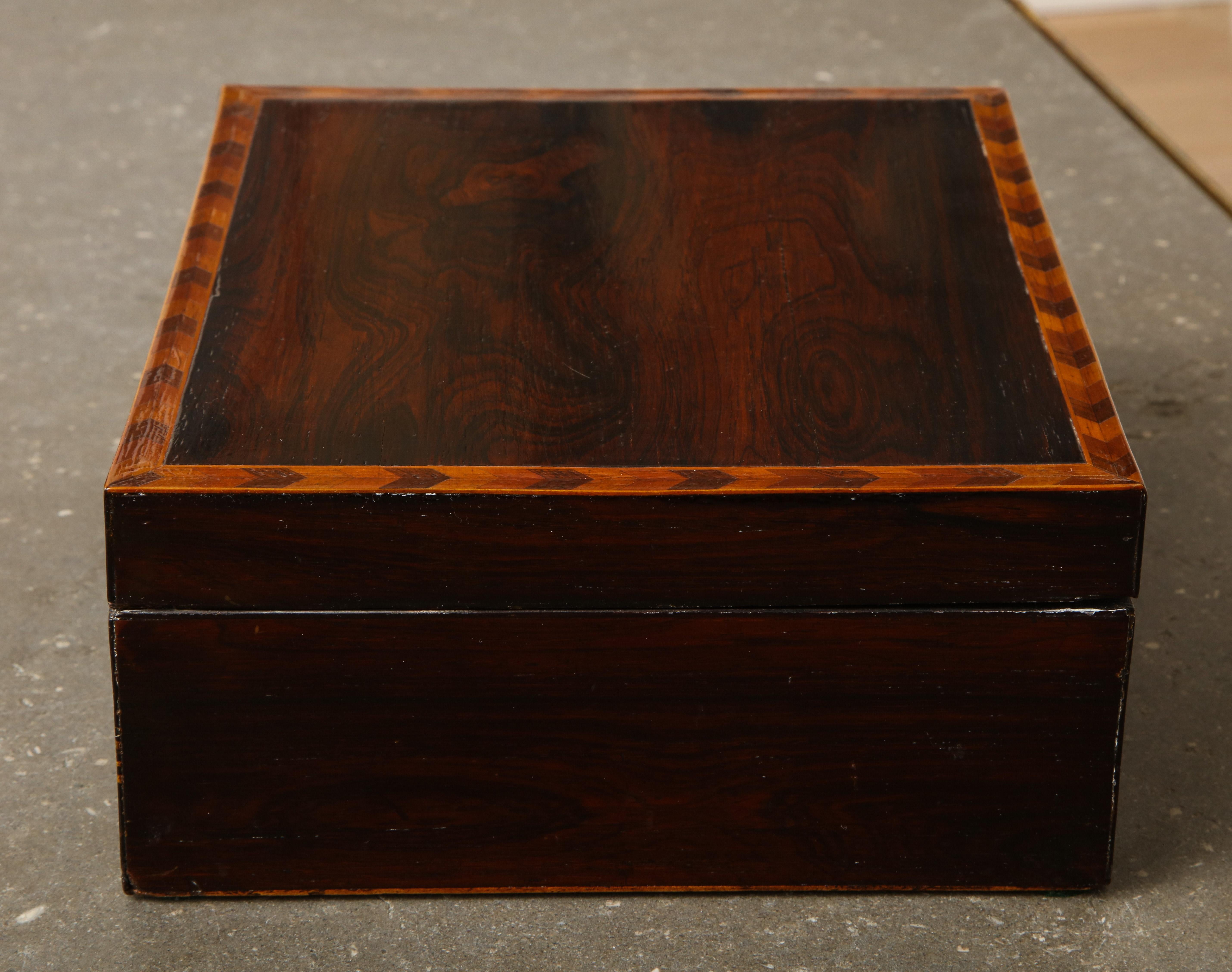 19th Century English Mahogany Trinket Box with Inlaid Border 8