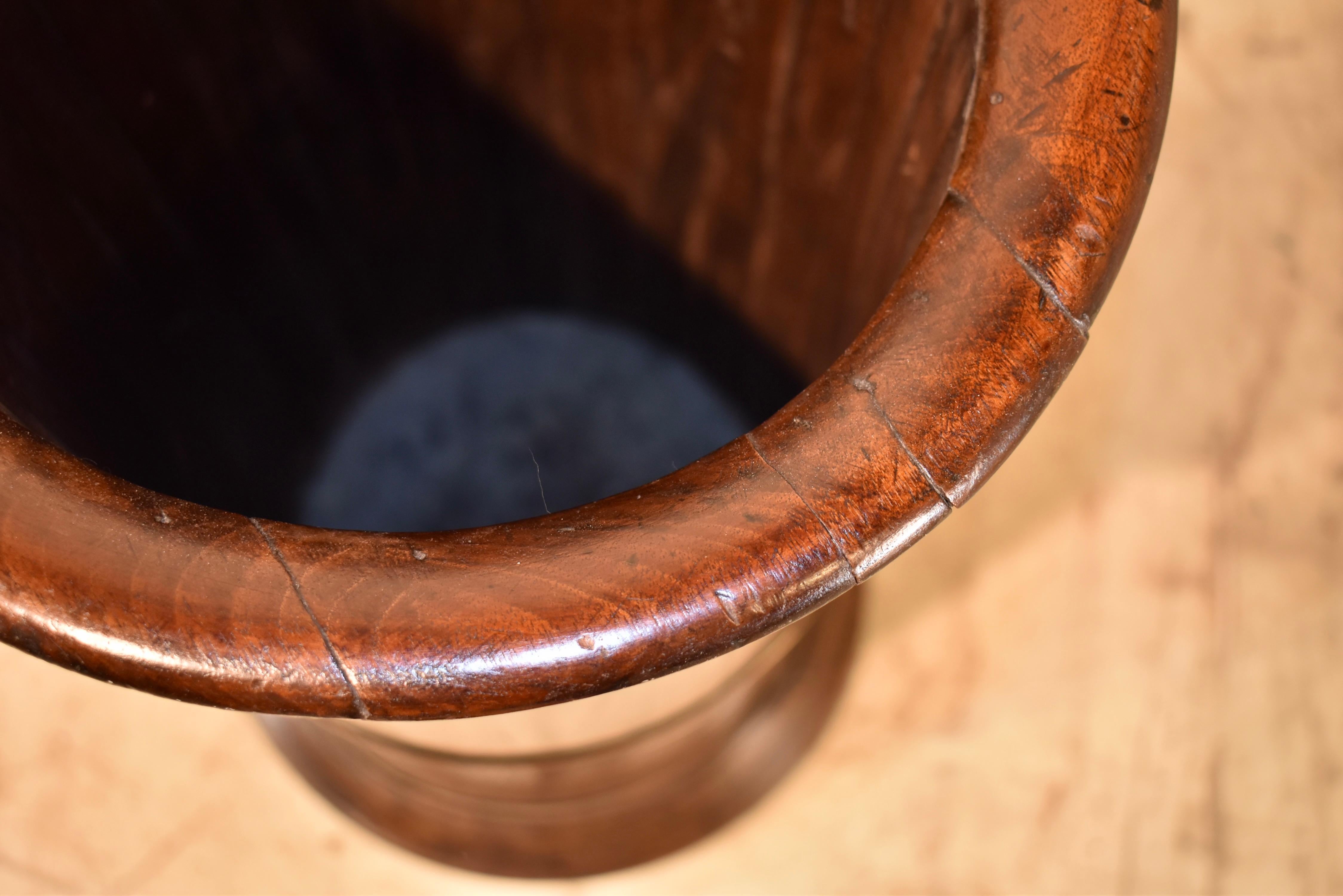 19th Century English Mahogany Umbrella or Cane Stand For Sale 4