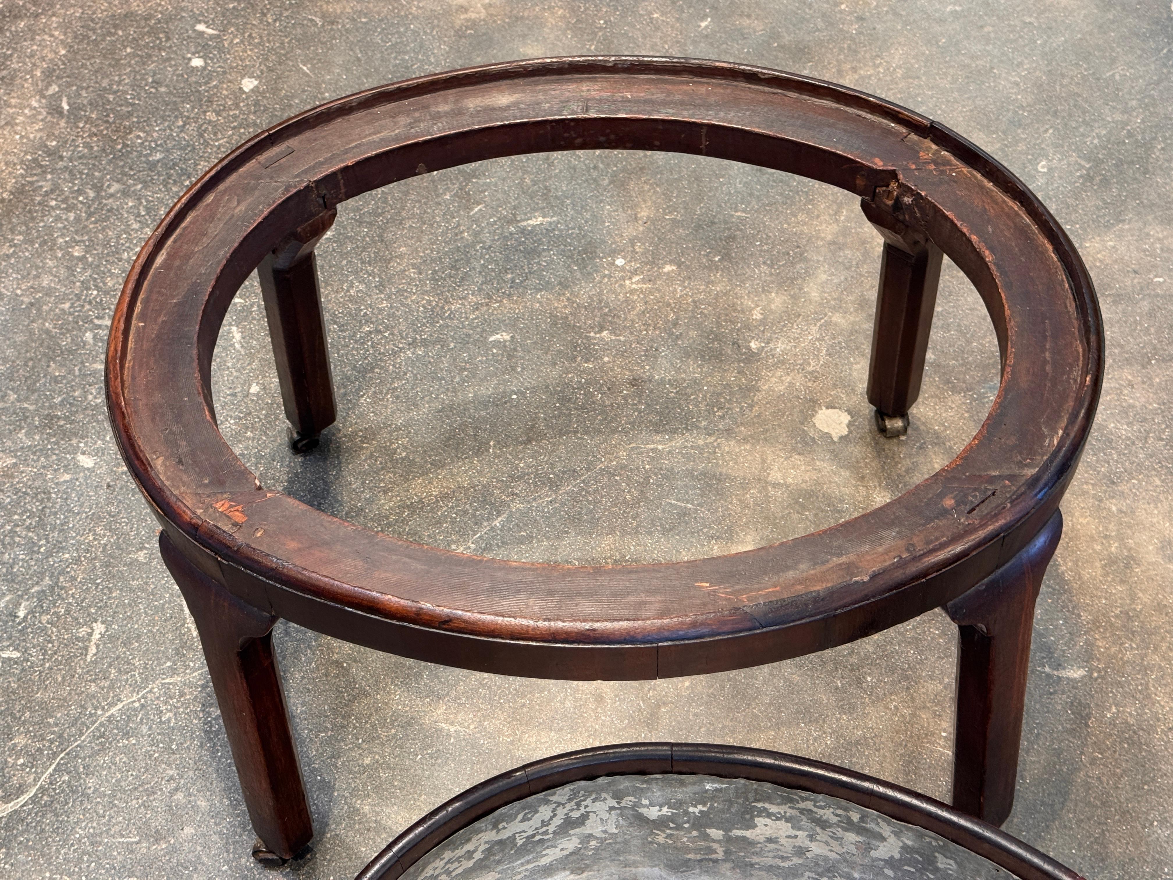 Englischer Mahagoni-Weinkühler aus dem 19. im Angebot 3