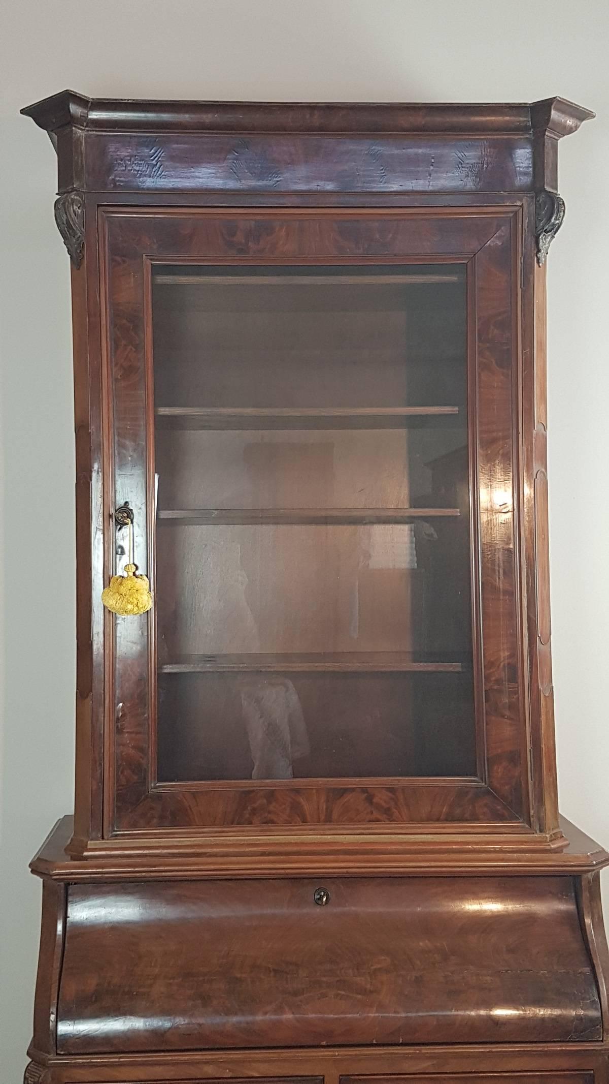 Veneer 19th Century English Mahogany Wood Bookcase with Secretaire