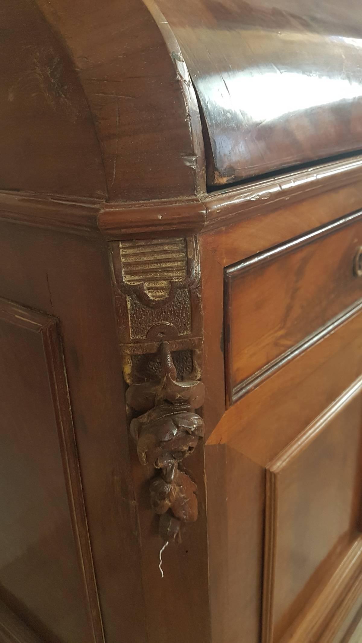19th Century English Mahogany Wood Bookcase with Secretaire 2