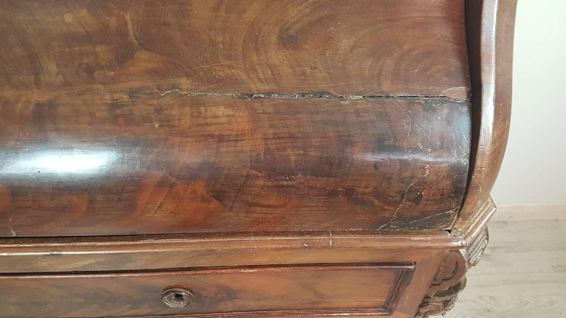 19th Century English Mahogany Wood Bookcase with Secretaire 3