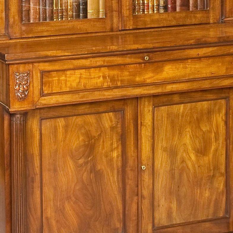 Regency 19th Century English Mahogany Writing Bookcase with Cabinet For Sale
