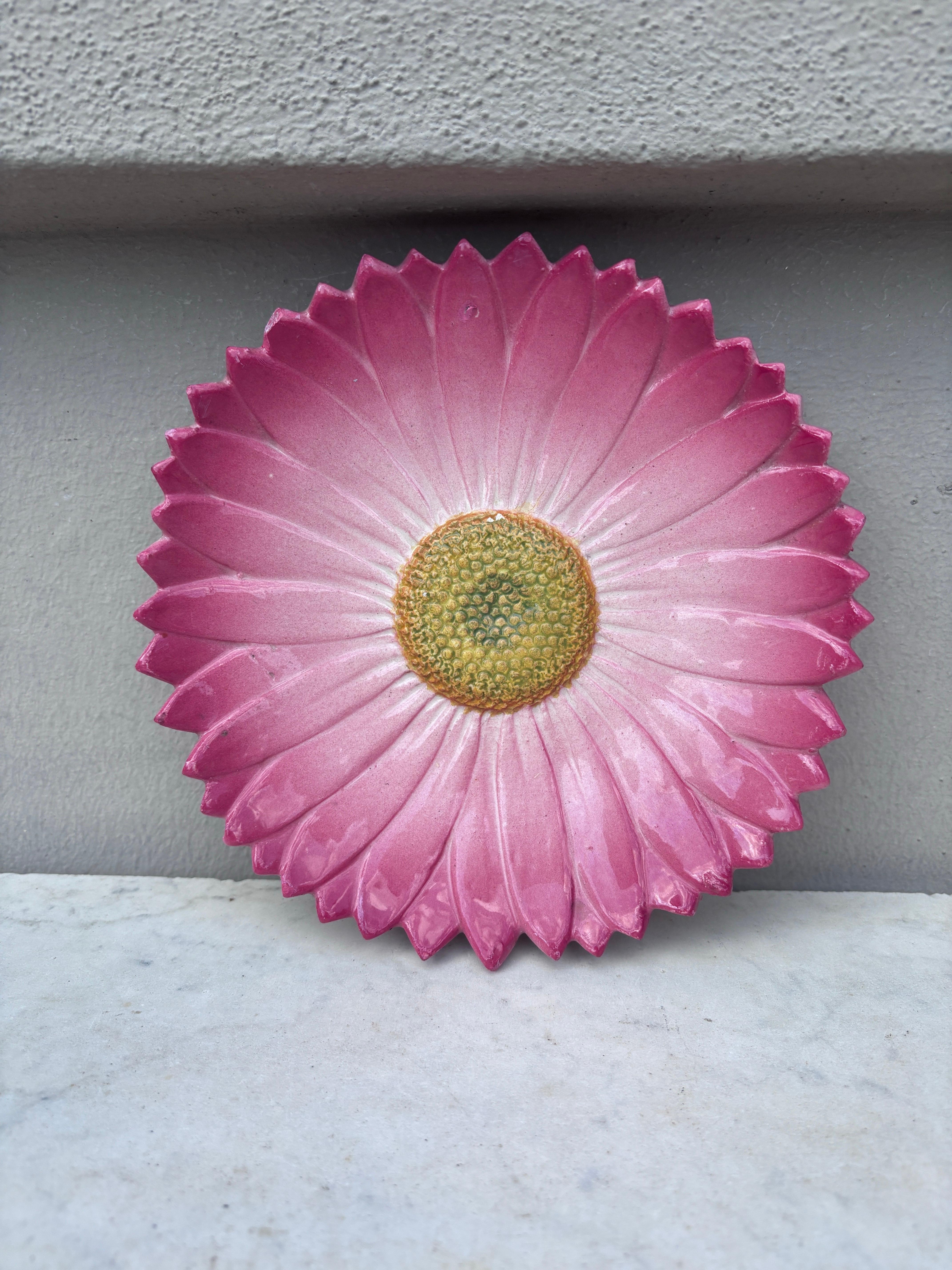 Panier en majolique anglaise du 19e siècle en vente 2