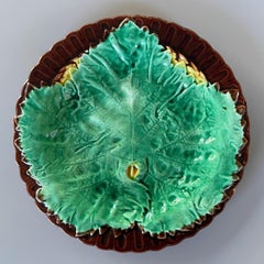 19th Century English Majolica Begonia Leaf Plate