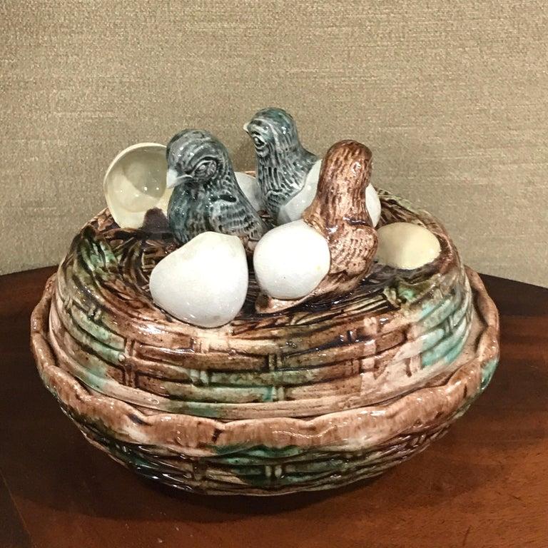 19th century English Majolica Ducklings on Nest Box For Sale 5