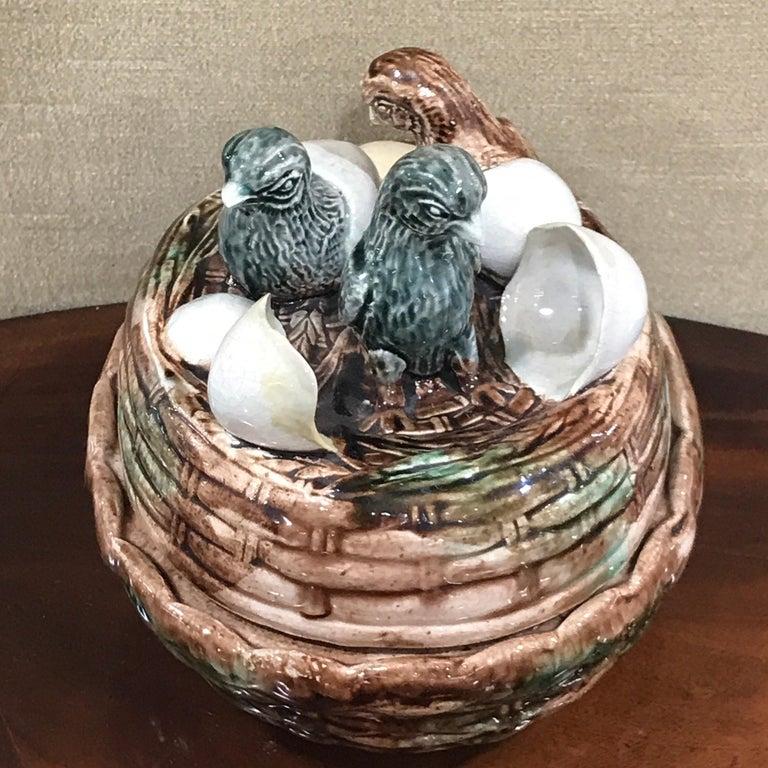 19th century English Majolica Ducklings on Nest Box For Sale 3