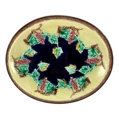 19th Century English Majolica Gothic Grapevine Theme Cheese Board or Bread Tray