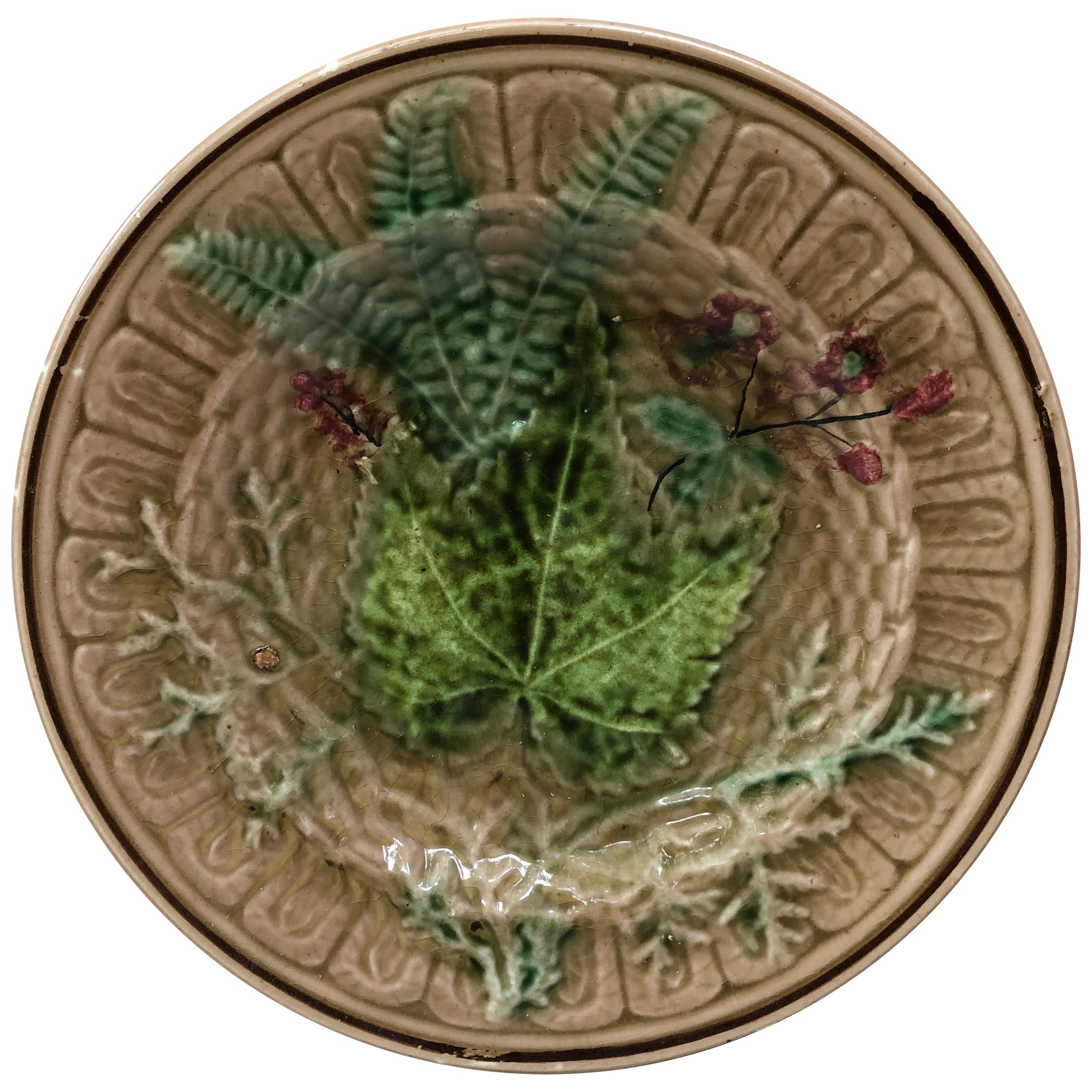 19th Century English Majolica Leaves and Flowers Plate.