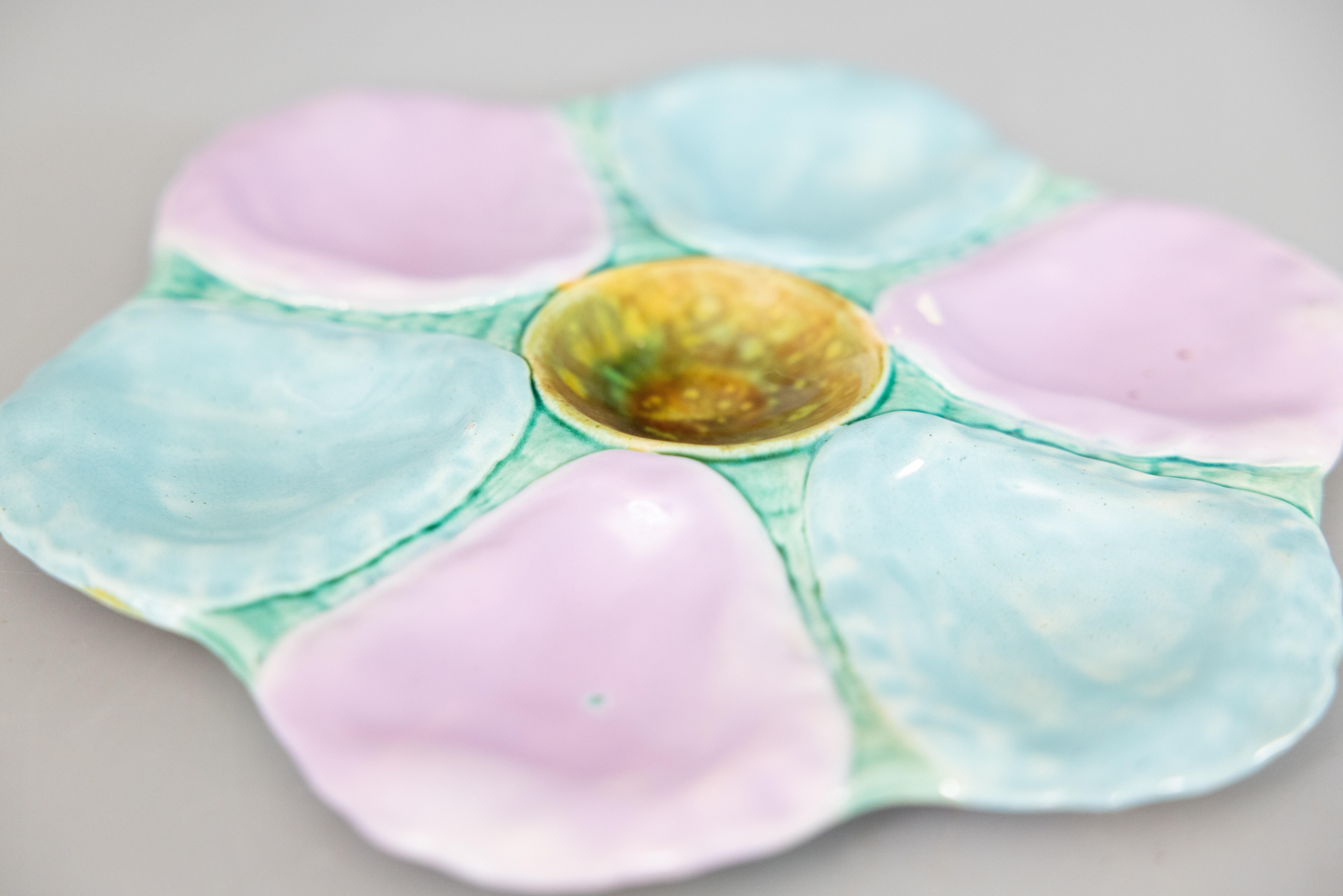 Country 19th Century English Majolica Oyster Plate For Sale
