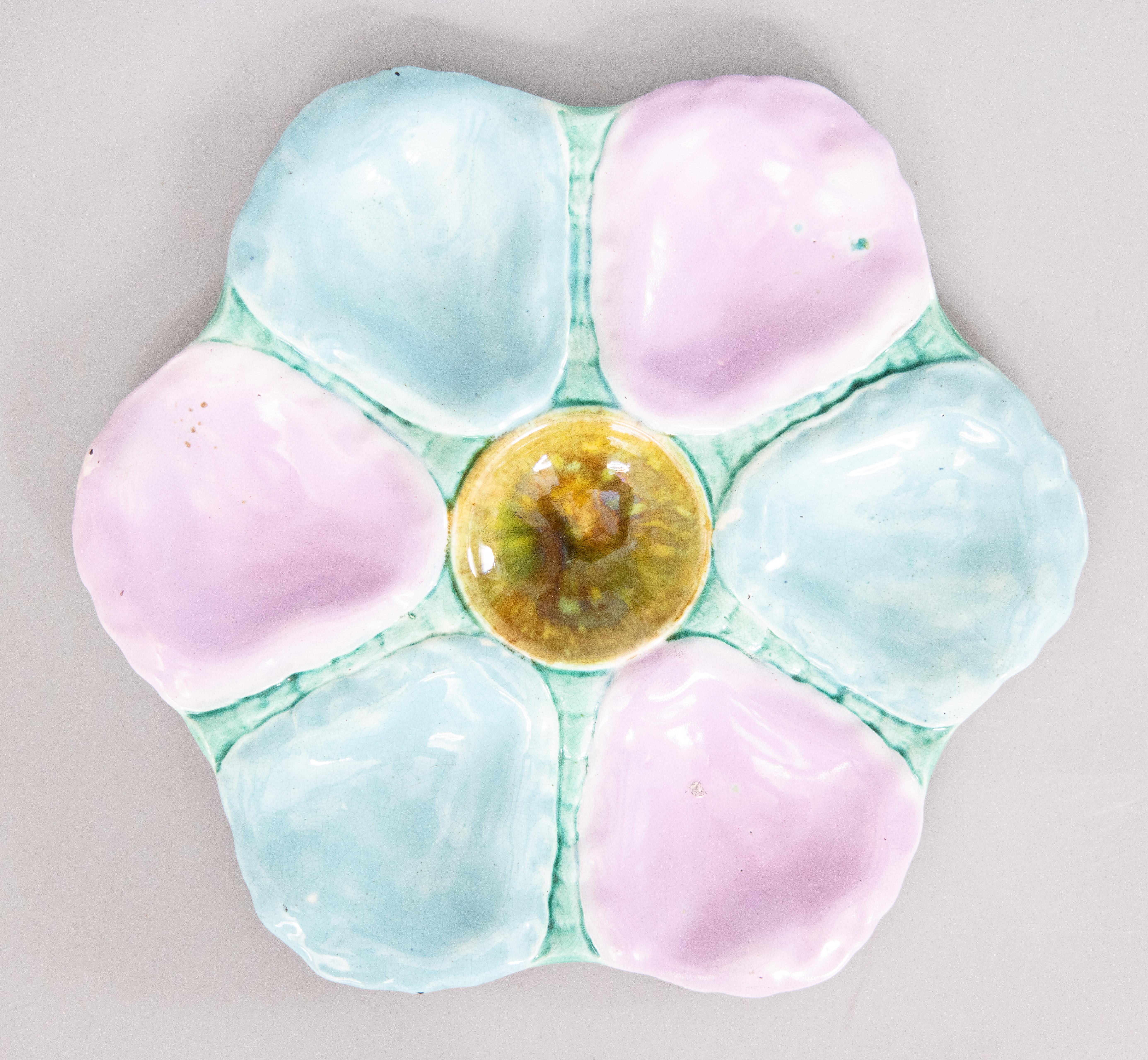 19th Century English Majolica Oyster Plate For Sale 2