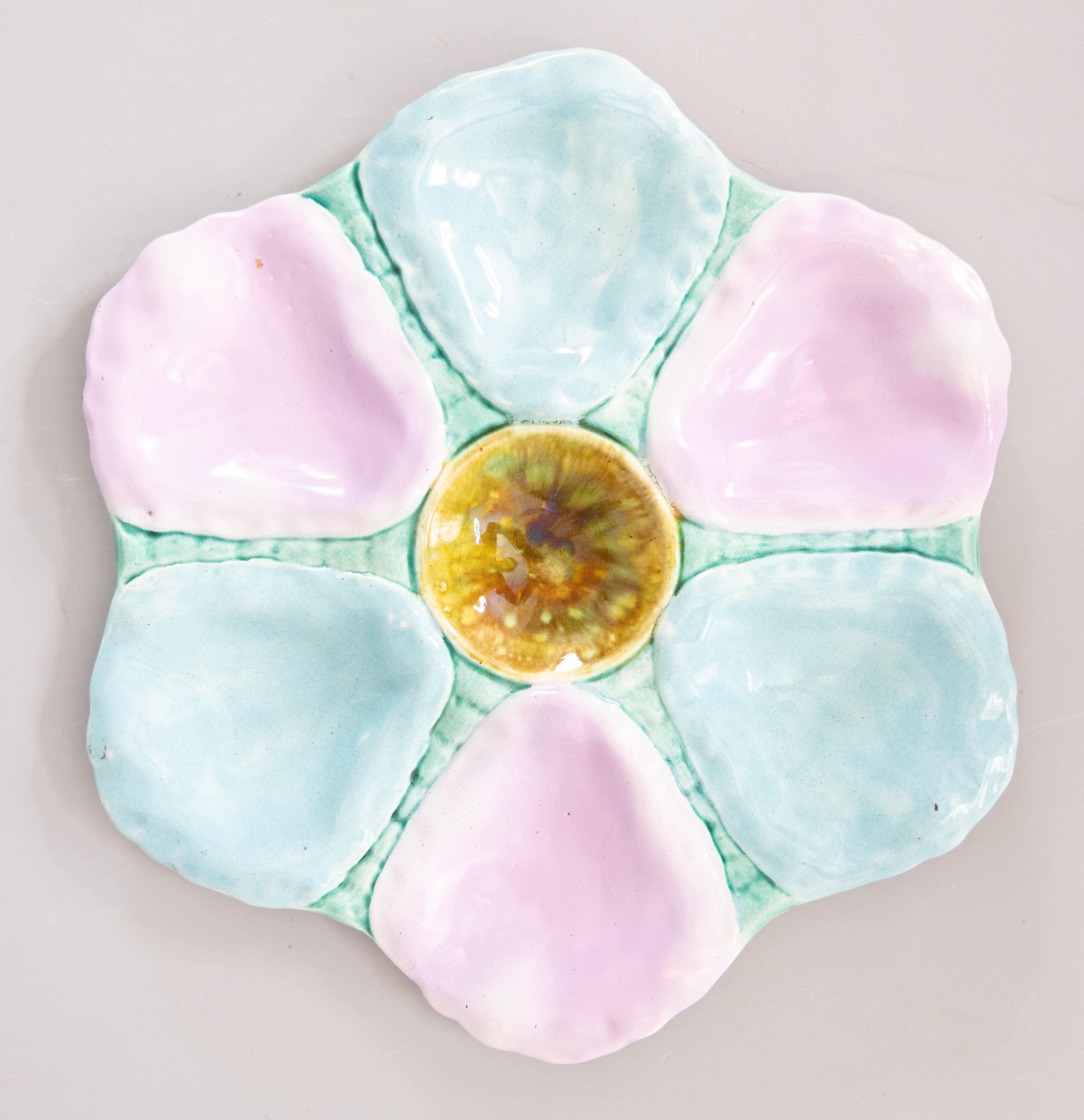 19th Century English Majolica Oyster Plate For Sale 2