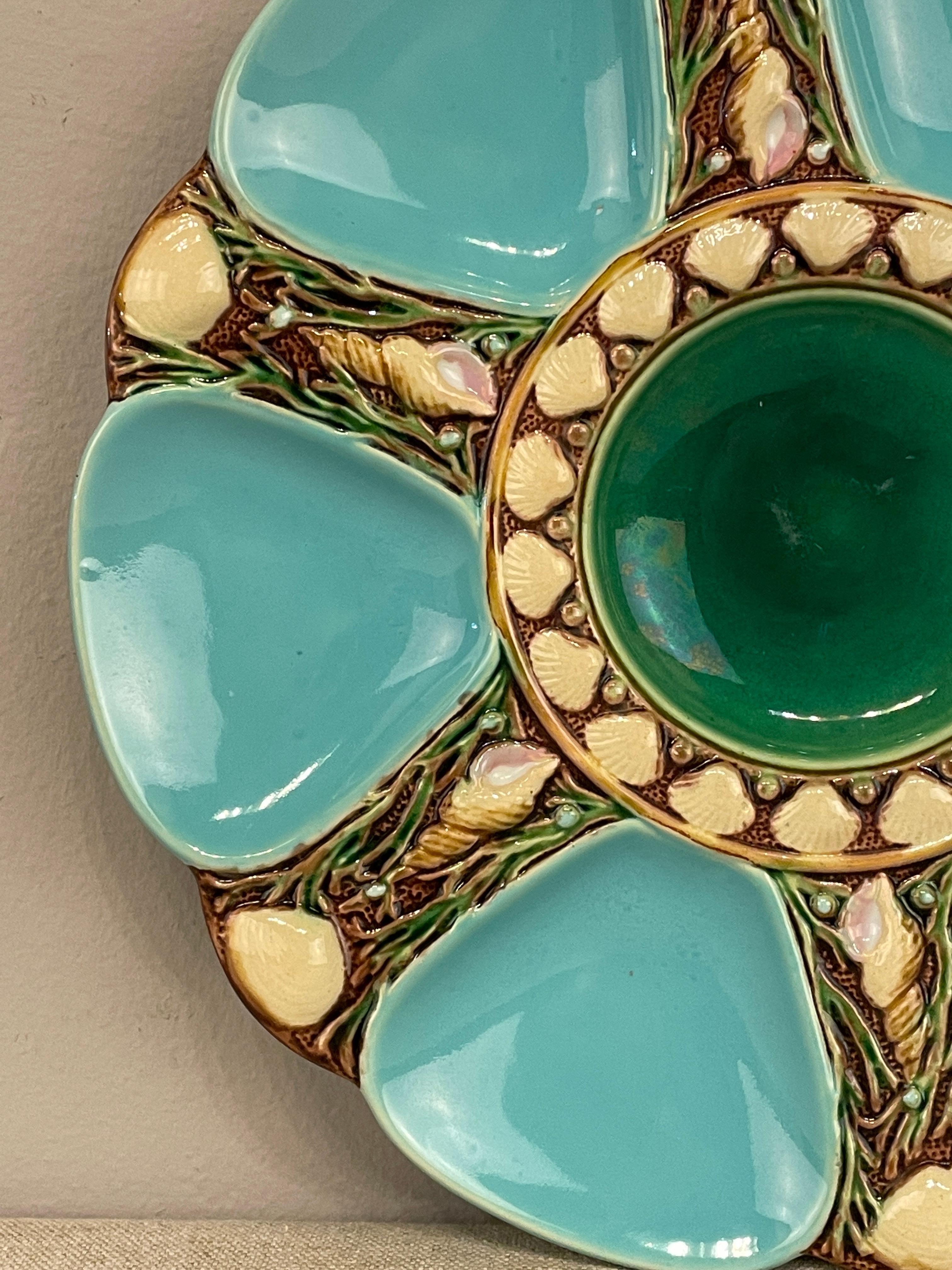 19th Century English Majolica Oyster Plate Signed Minton In Good Condition In Winter Park, FL
