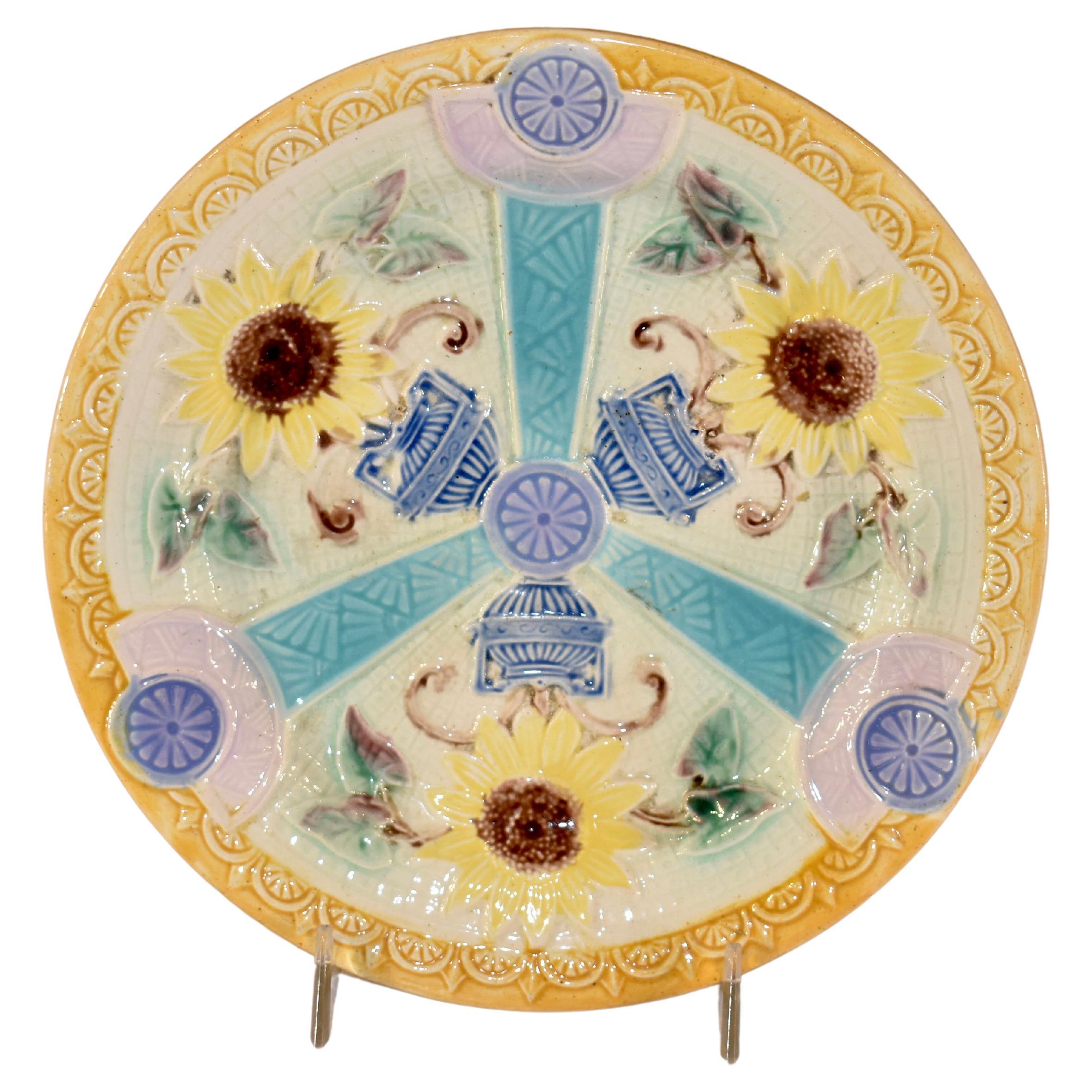 19th Century English Majolica Plate For Sale