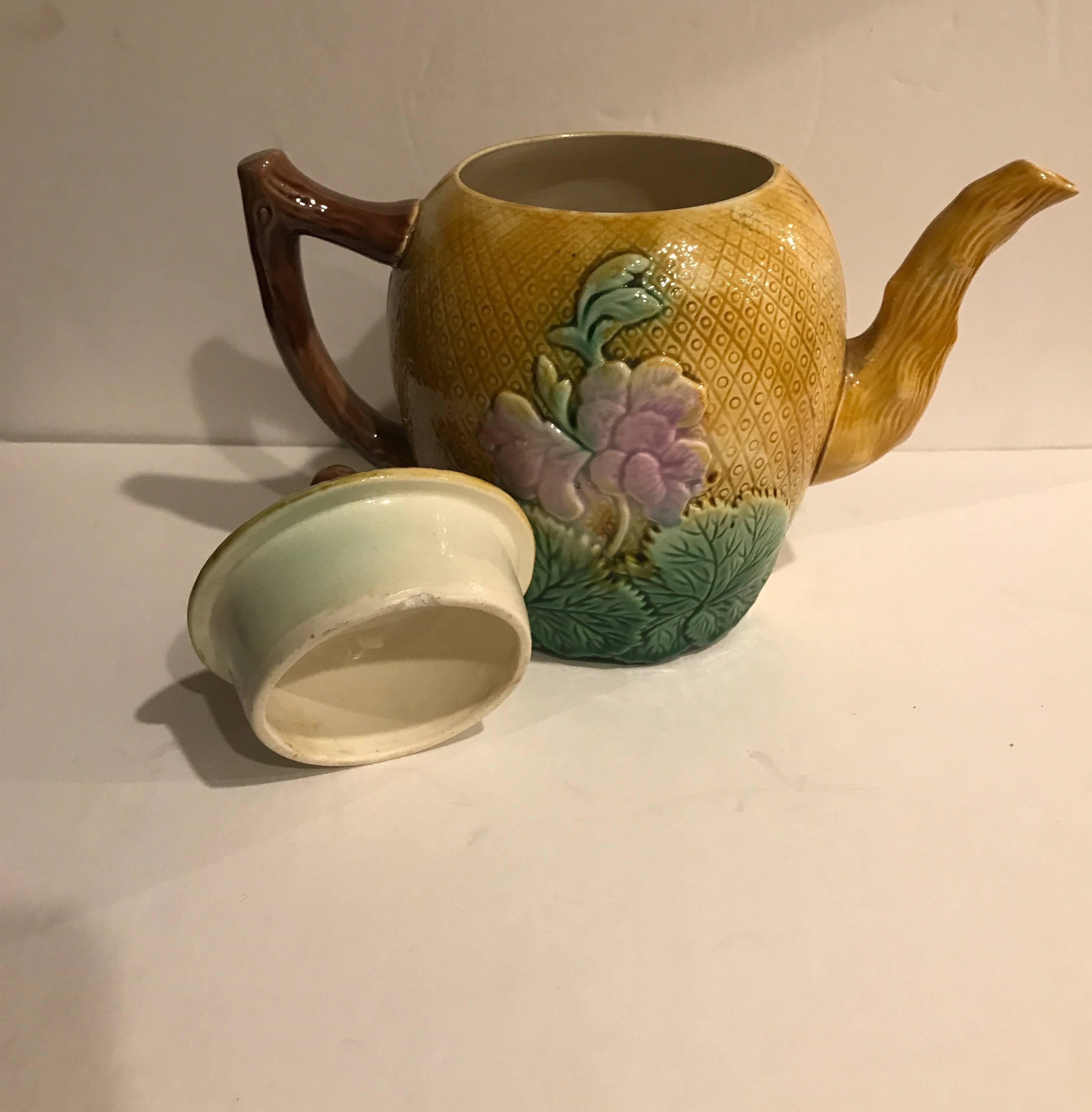 19th Century English Majolica Teapot For Sale 4
