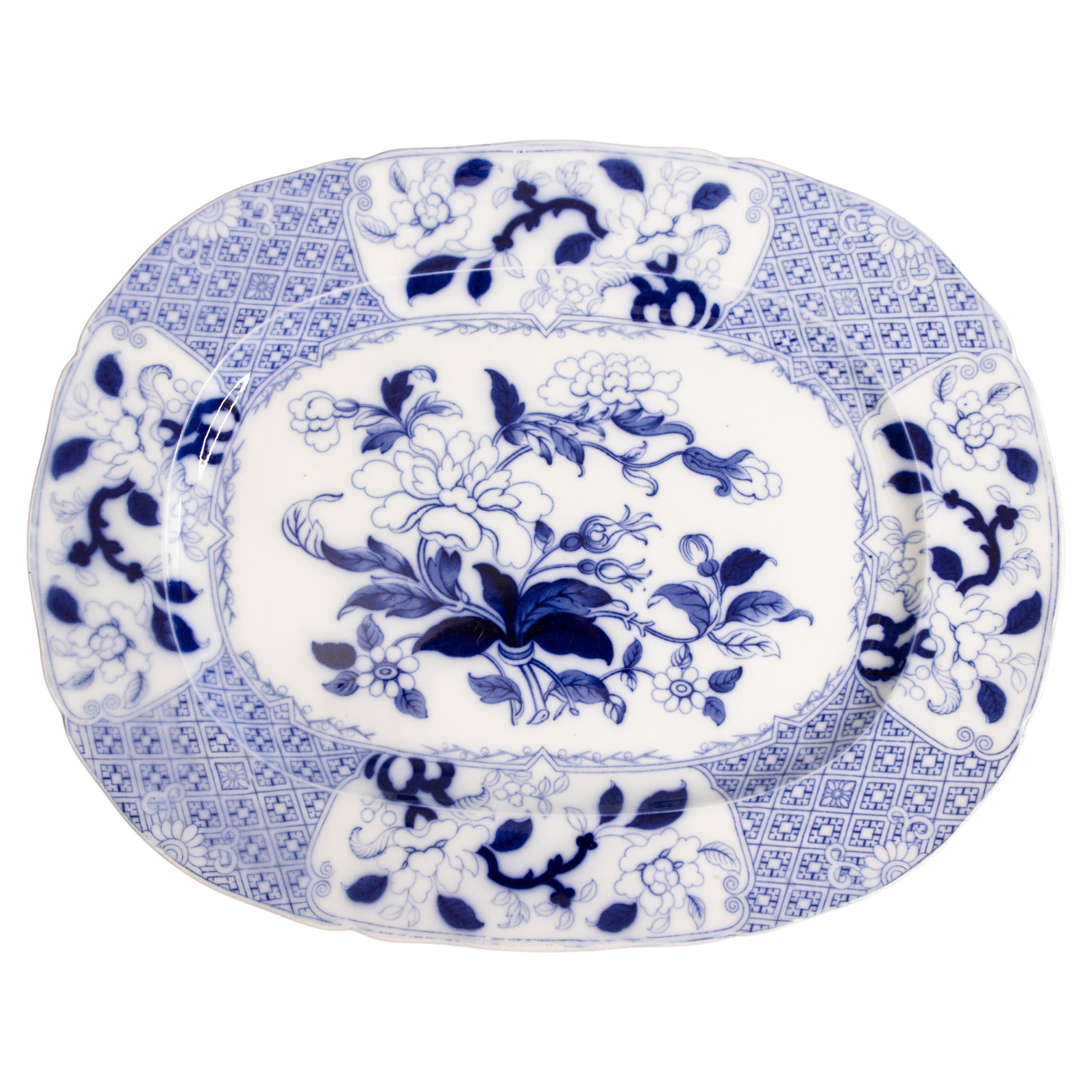 Plat de service anglais Minton Flow Blue Transferware du 19ème siècle en vente