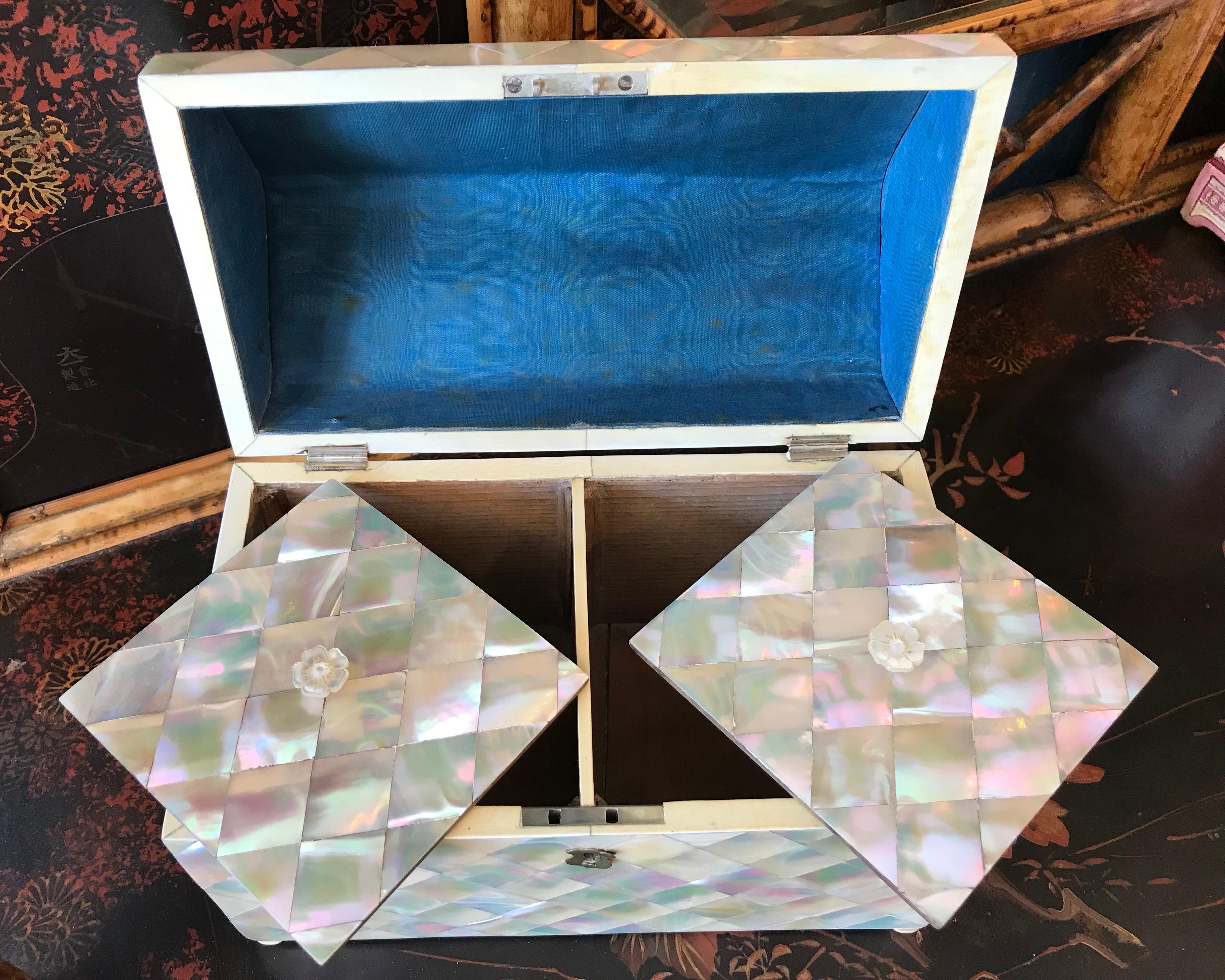 19TH Century English Mother of Pearl Tea Caddy 3