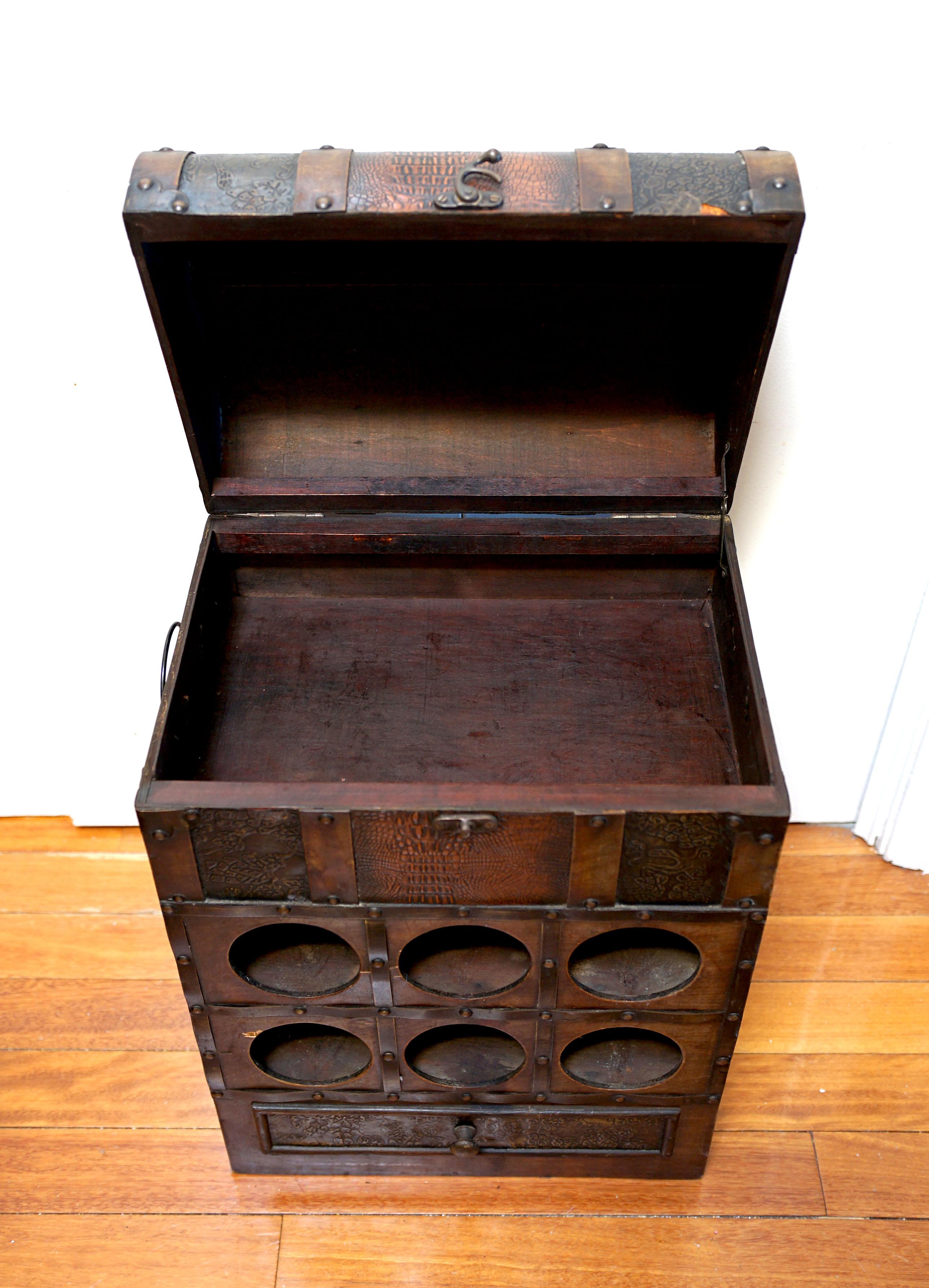 19th Century English Mounted Pine Cellarette Wine Cabinet 5