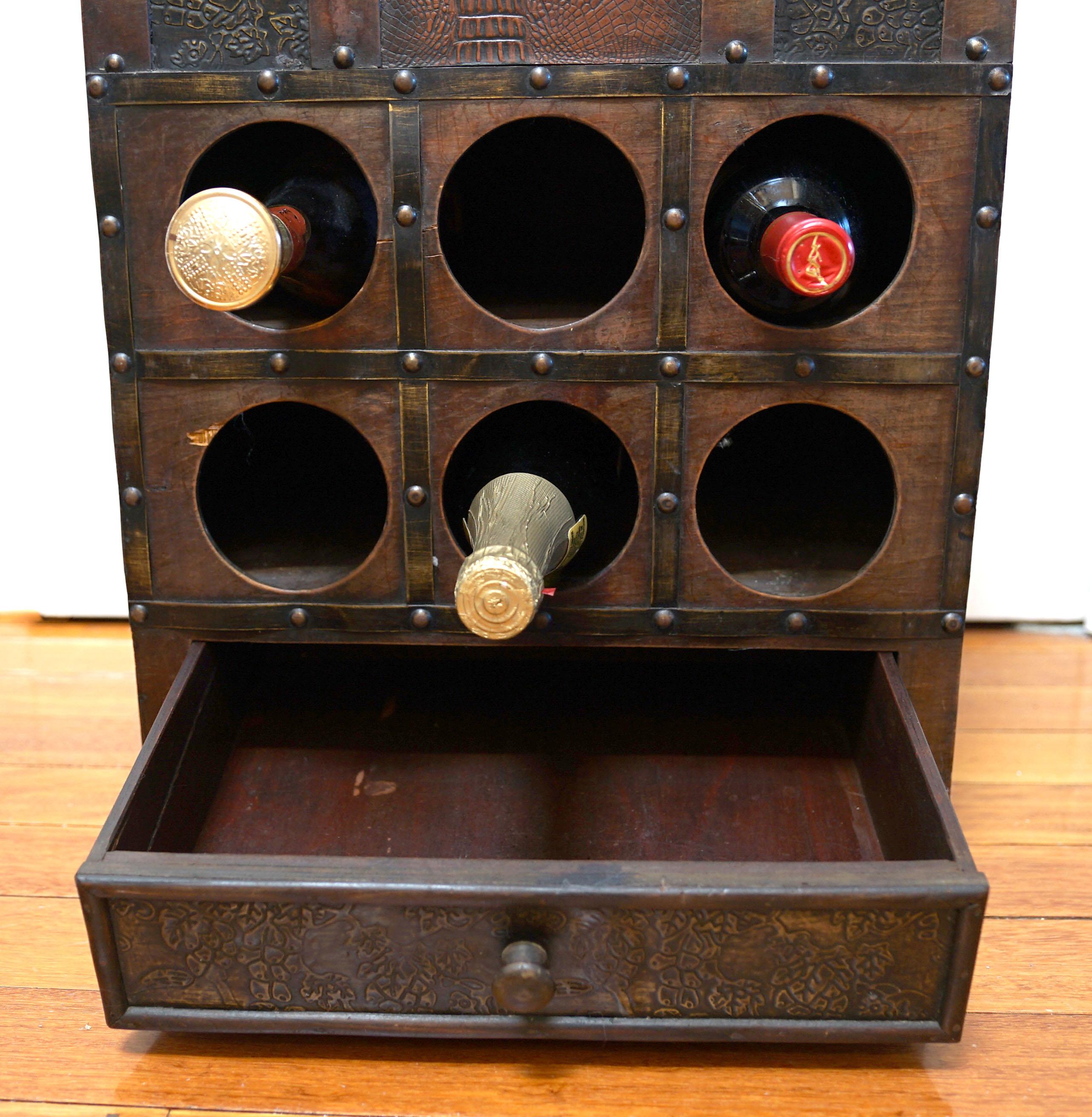 19th Century English Mounted Pine Cellarette Wine Cabinet 9