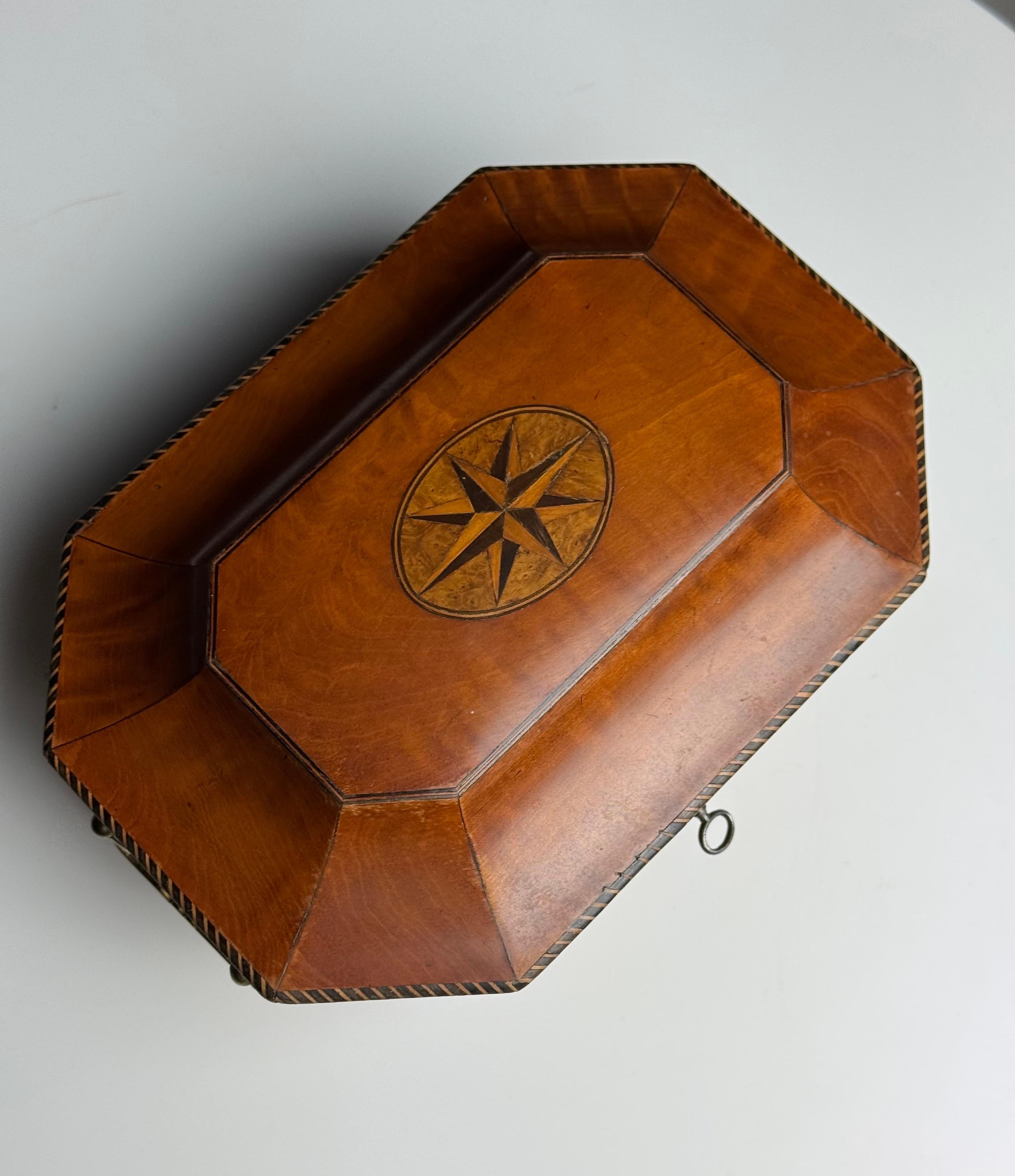 Boîte à bijoux musicale anglaise du 19e siècle avec système mécanique suisse en vente 11
