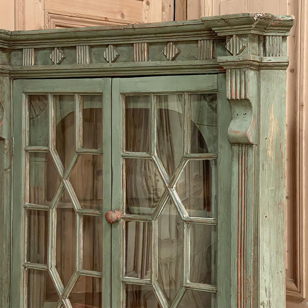19th Century English Neoclassical Painted Corner Cabinet, Bookcase 7