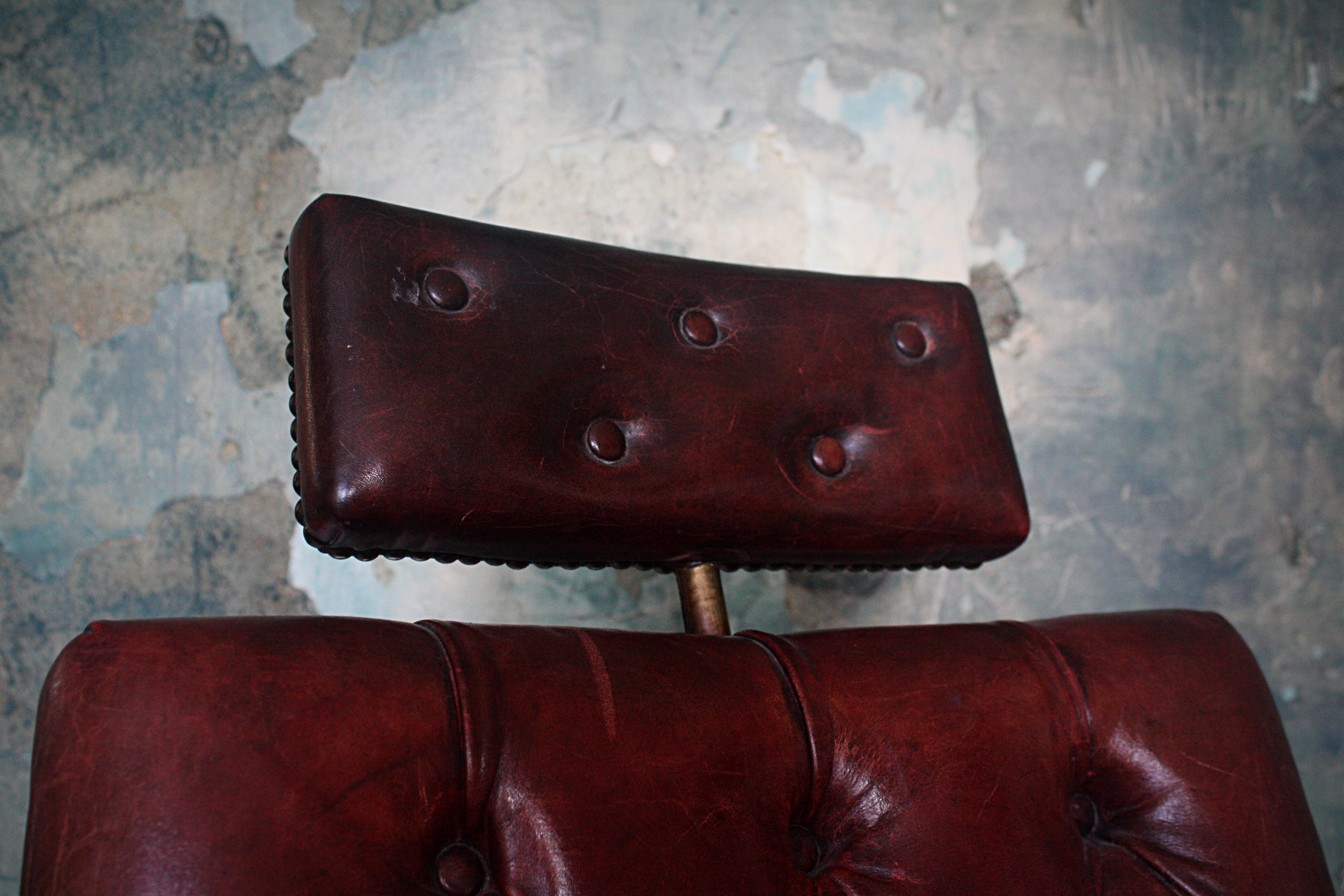 19th Century English Oak Adjustable Maroon Buttoned Leather Barbers Chair 5