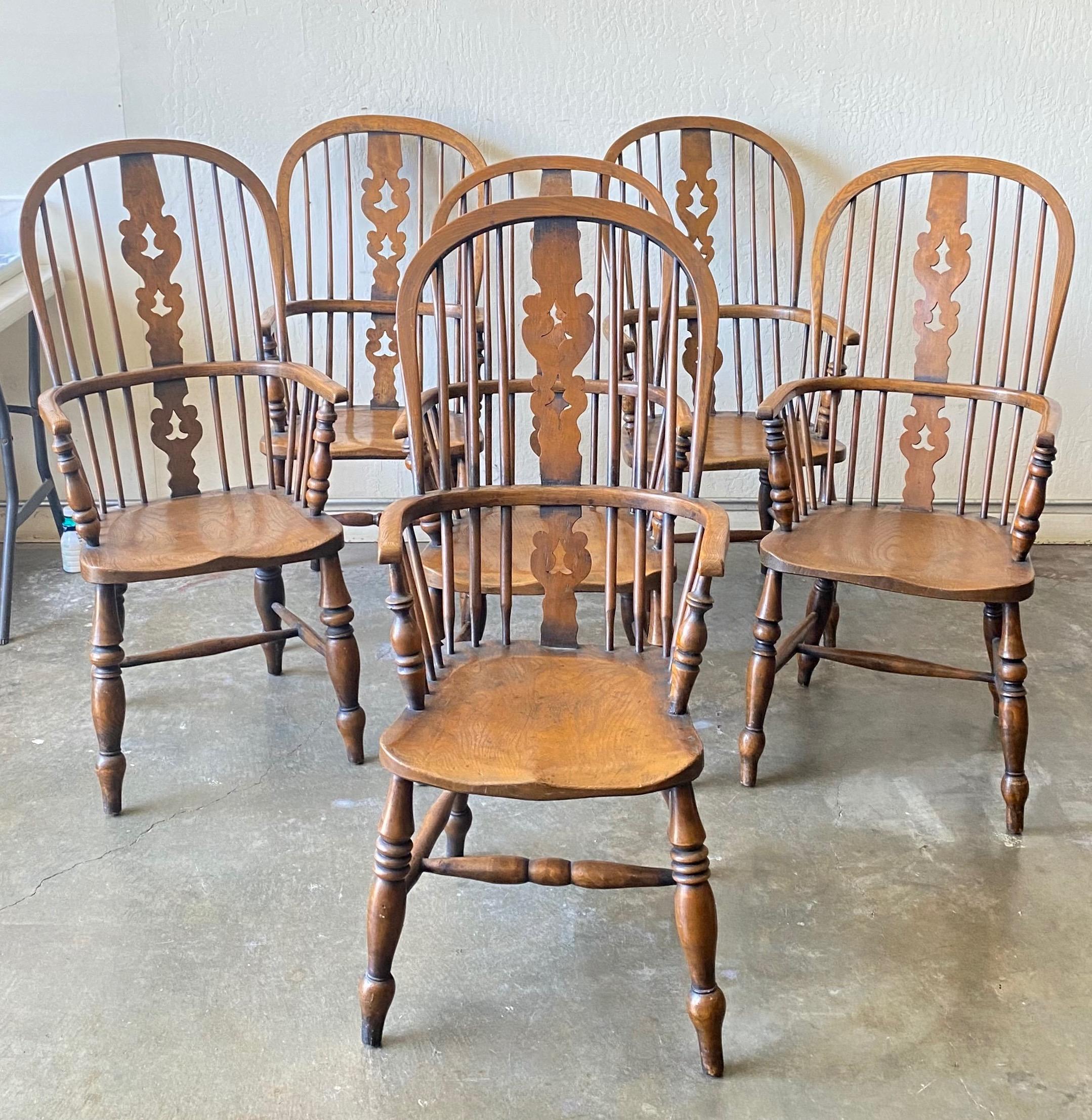 19th Century English Oak and Yew Wood Windsor Style Dining Chairs, Set of Six 2