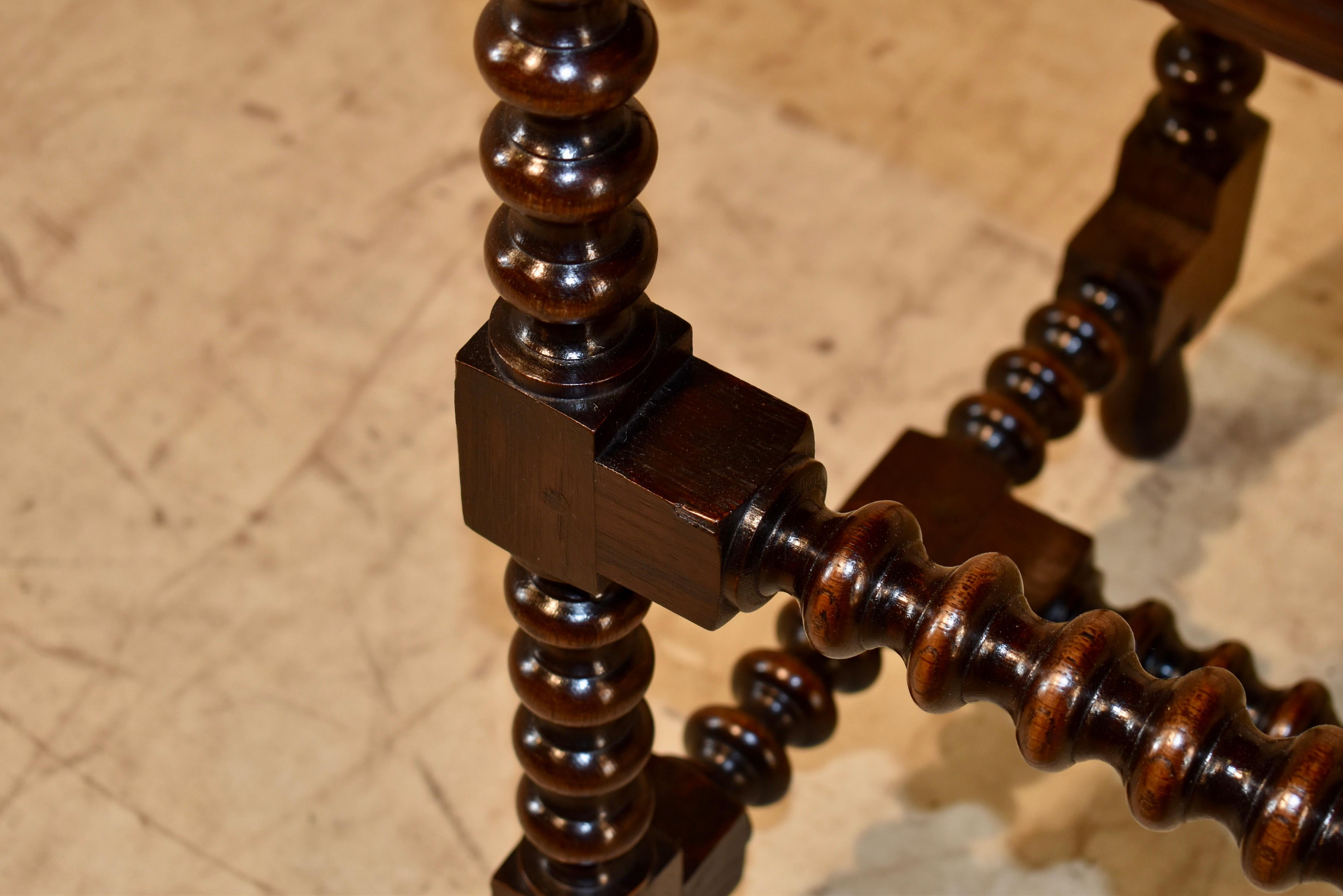 19th Century English Oak Bobbin Leg Side Table For Sale 5