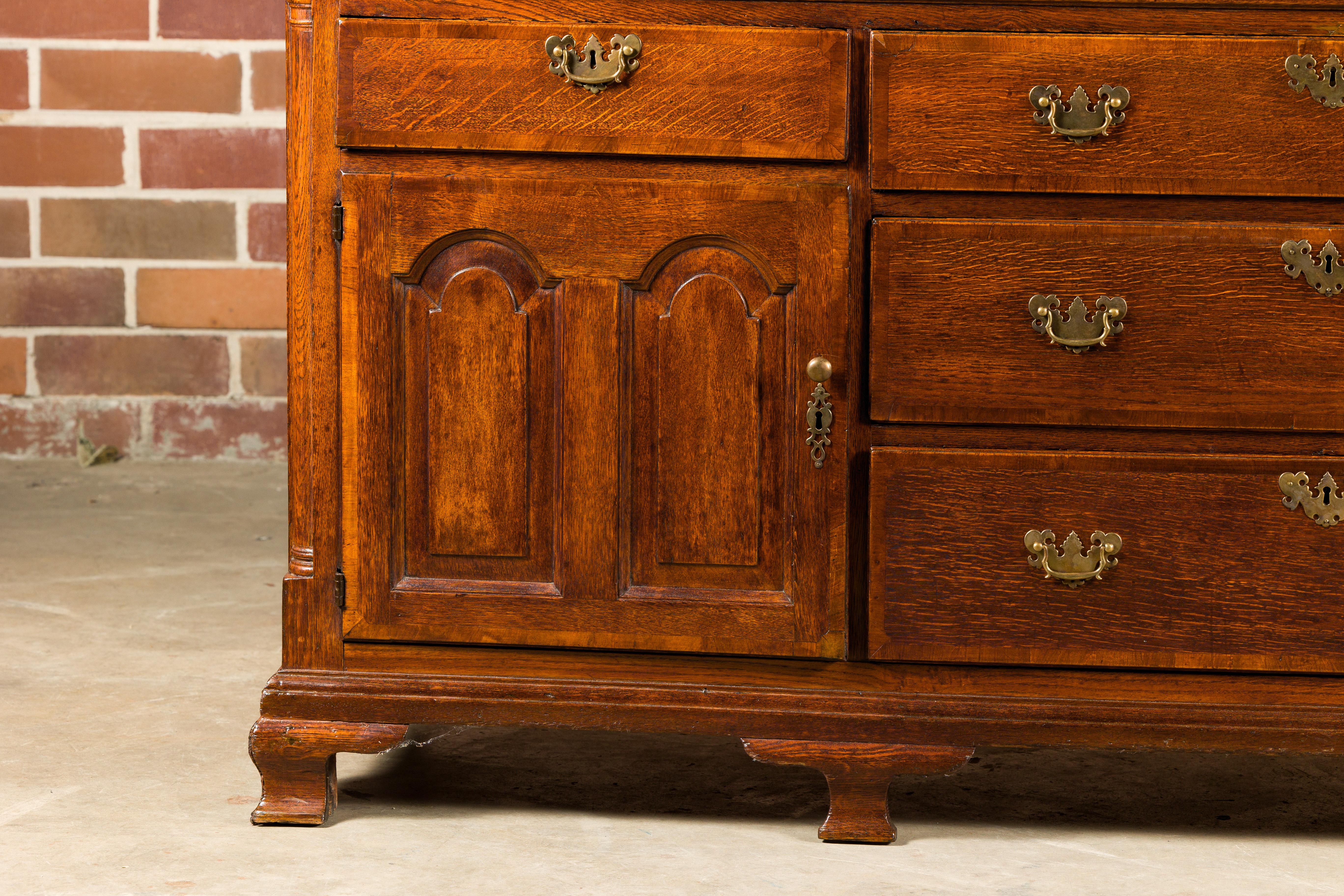 19th Century English Oak Buffet with Five Drawers and Two Doors For Sale 4