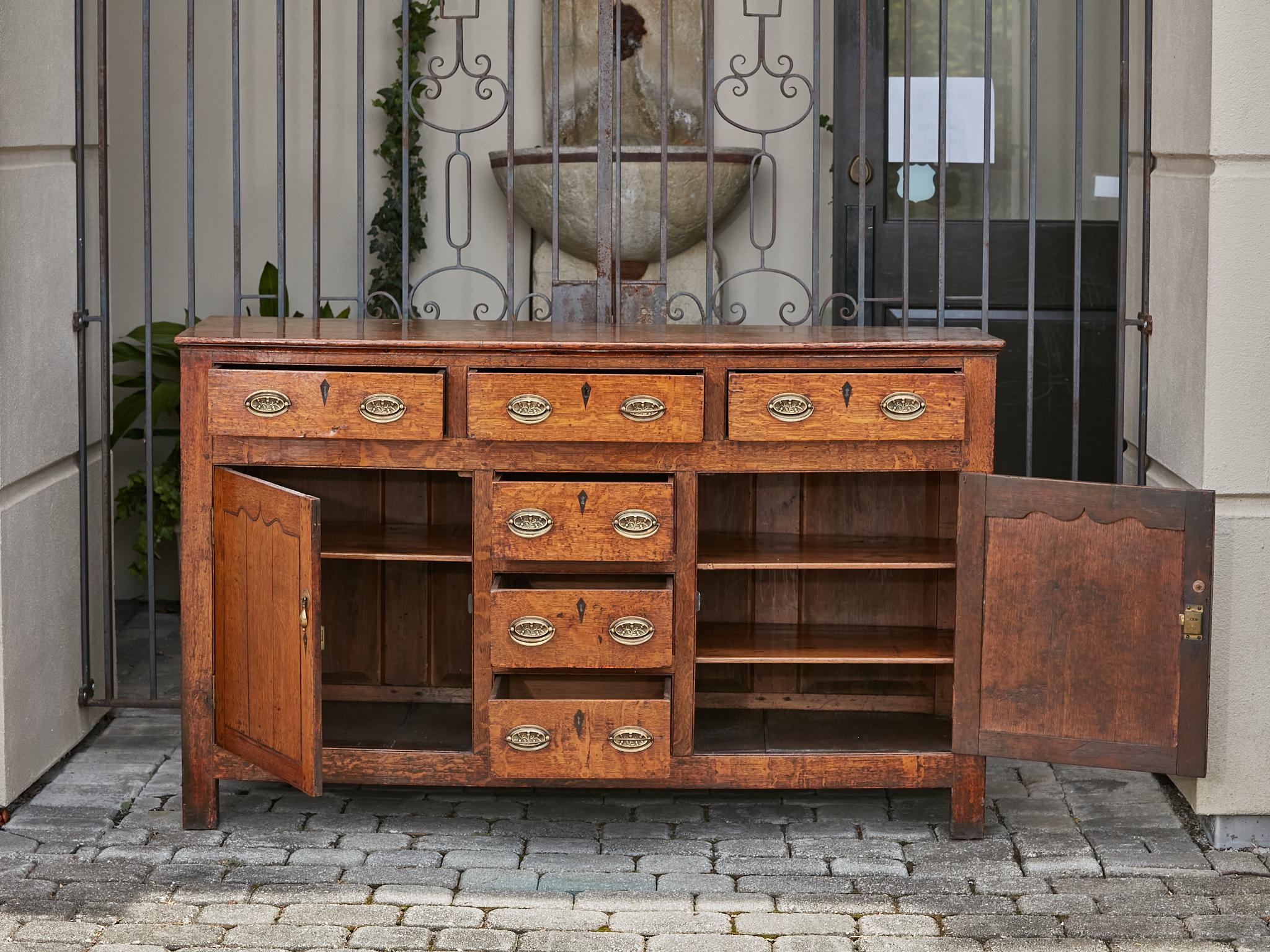 19th Century English Oak Buffet with Six Drawers, Two Doors and Brass Hardware For Sale 5