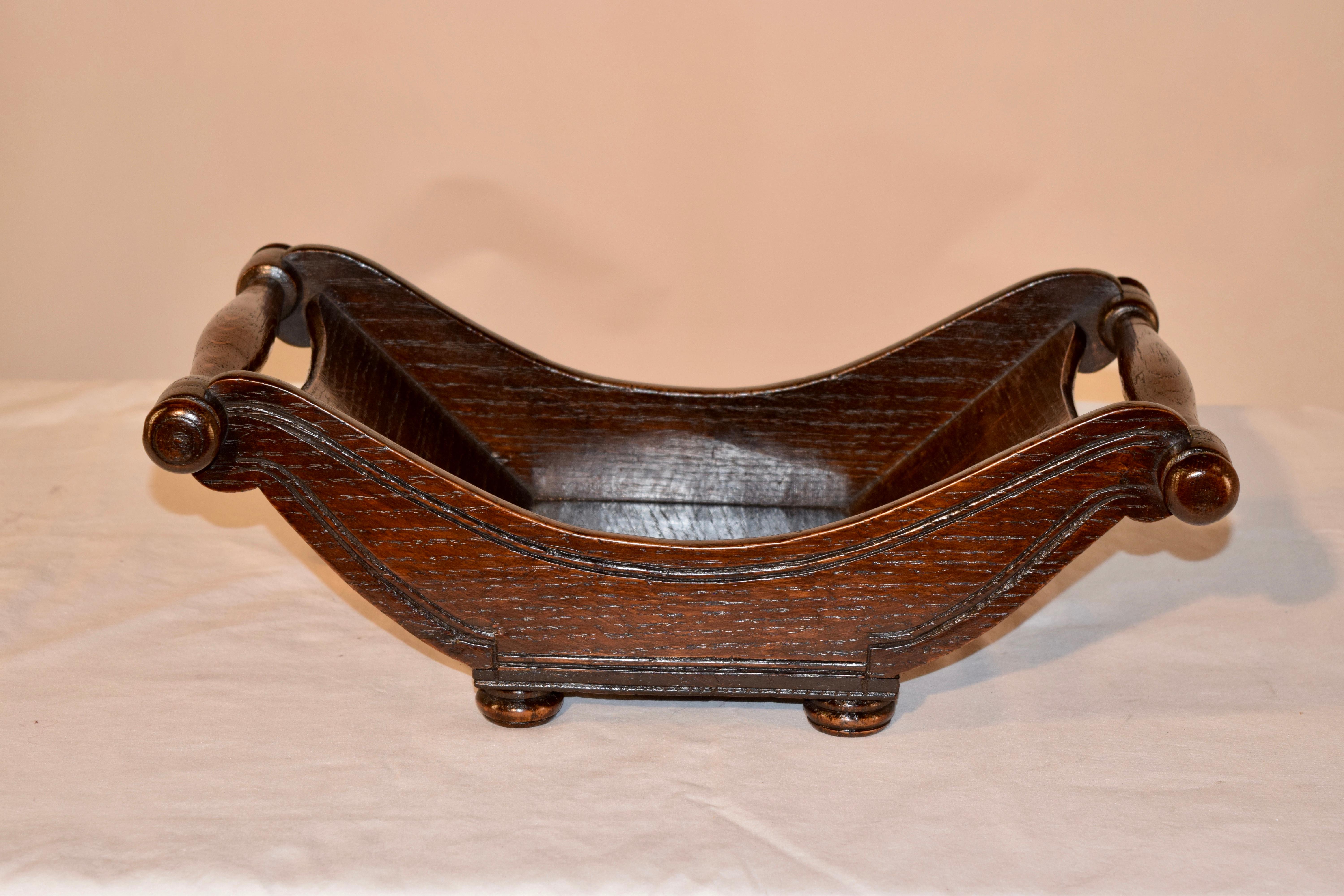 19th Century English Oak Cheese Cradle For Sale 1