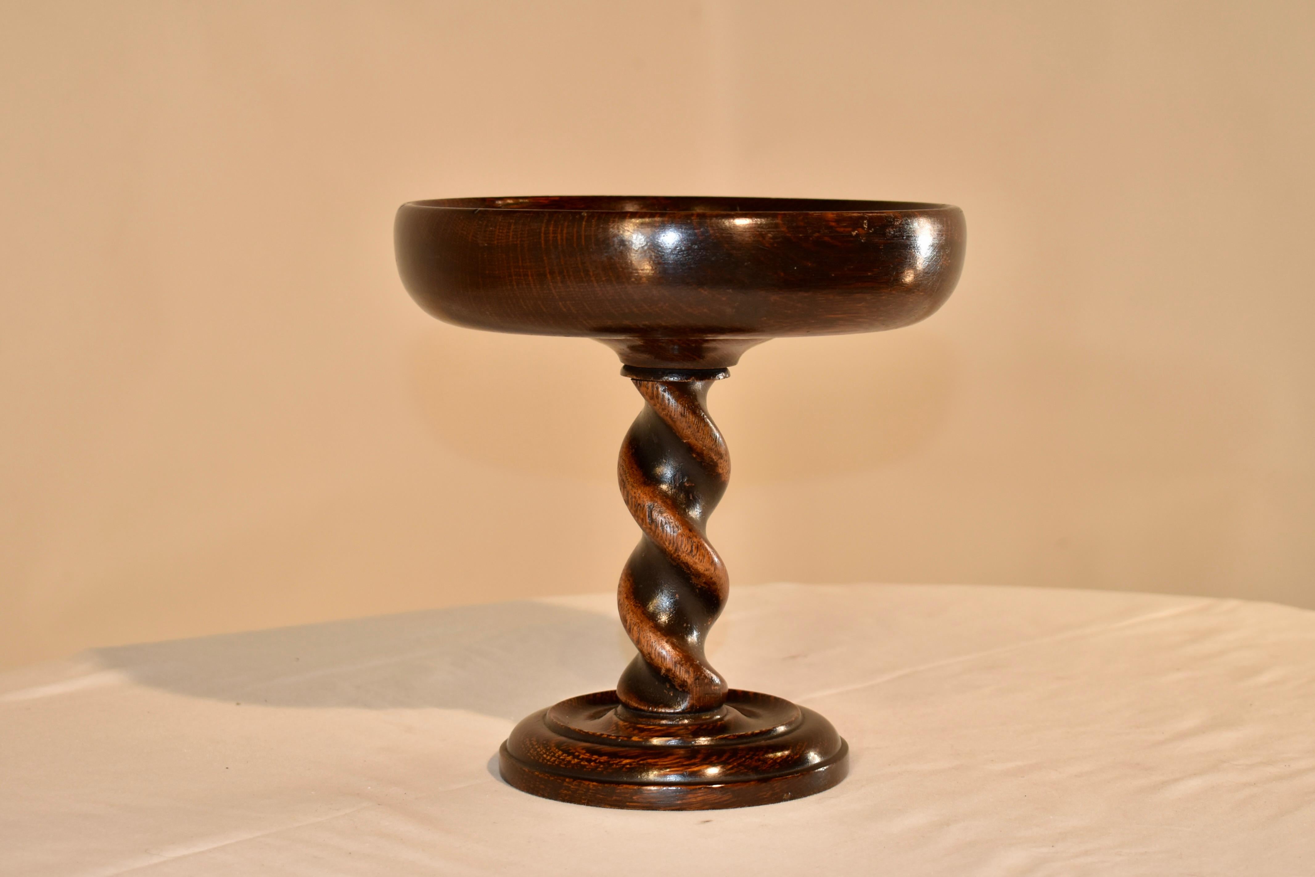 19th Century English Oak Compote In Good Condition In High Point, NC