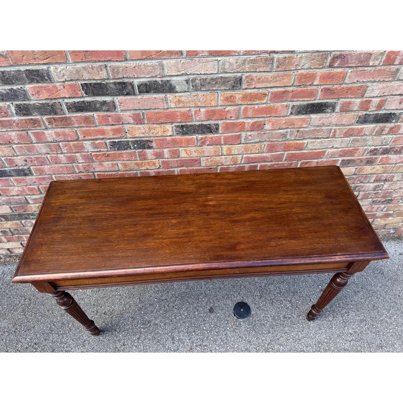 Table d'appoint à console en chêne anglais du XIXe siècle en vente 5
