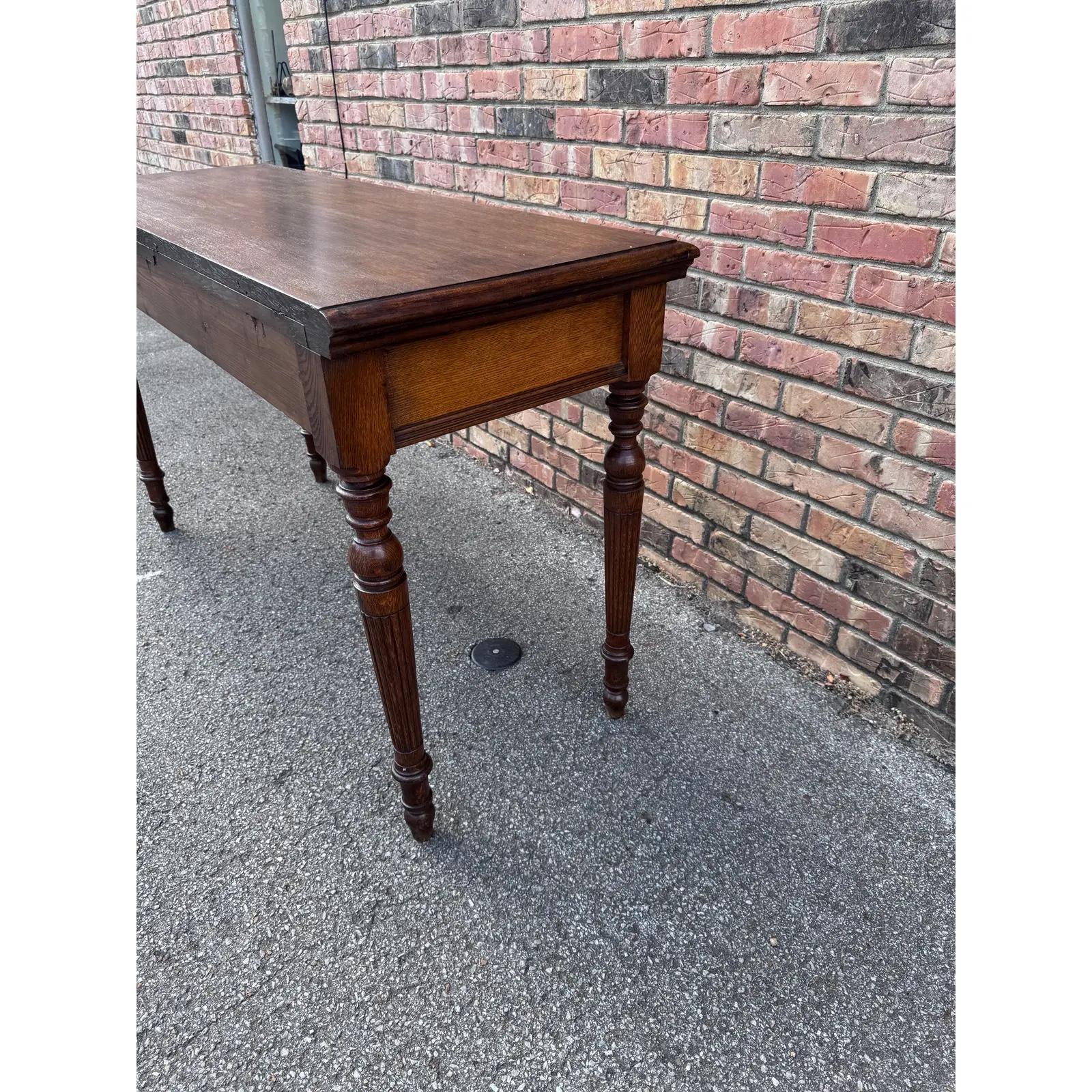 Table d'appoint à console en chêne anglais du XIXe siècle en vente 7