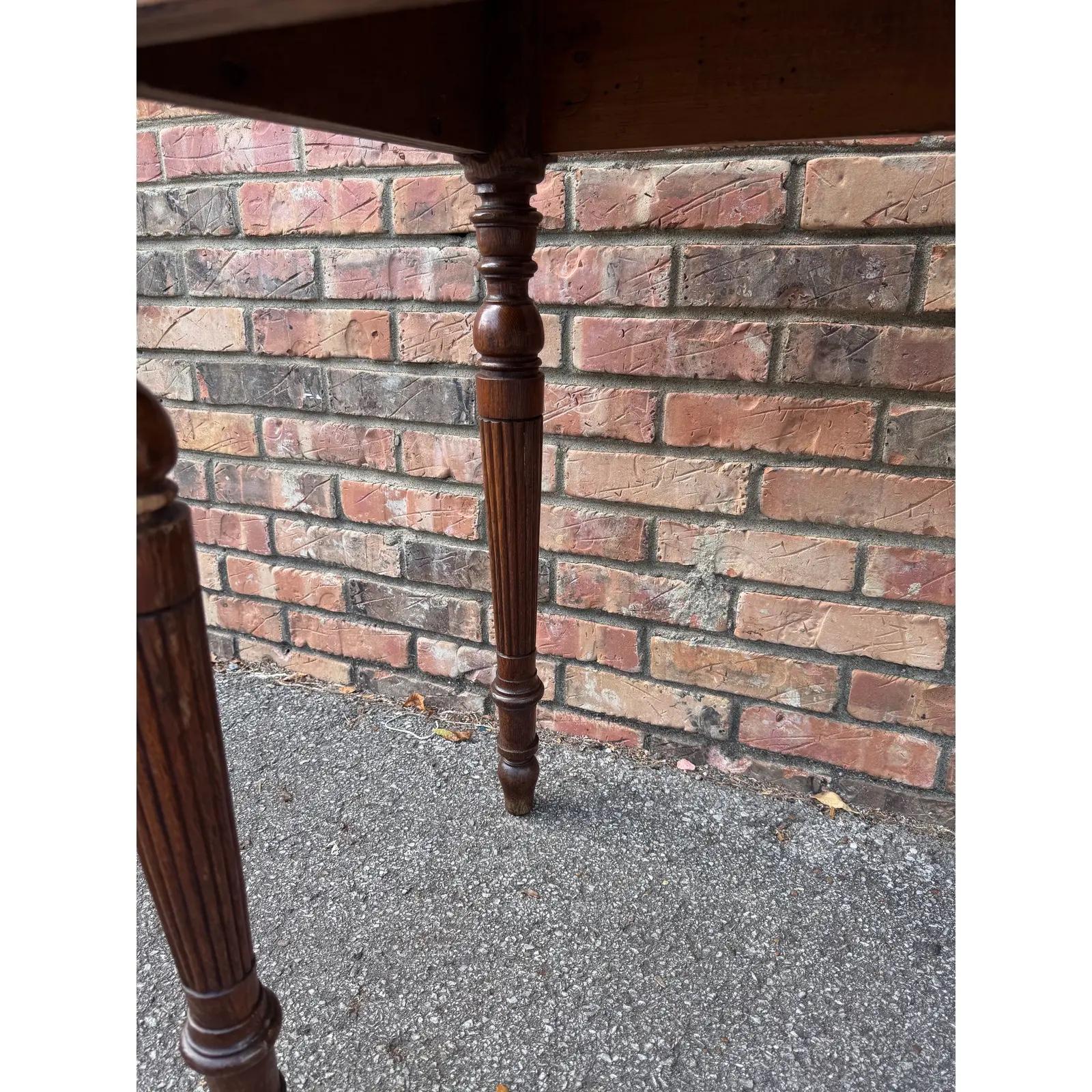Chêne Table d'appoint à console en chêne anglais du XIXe siècle en vente
