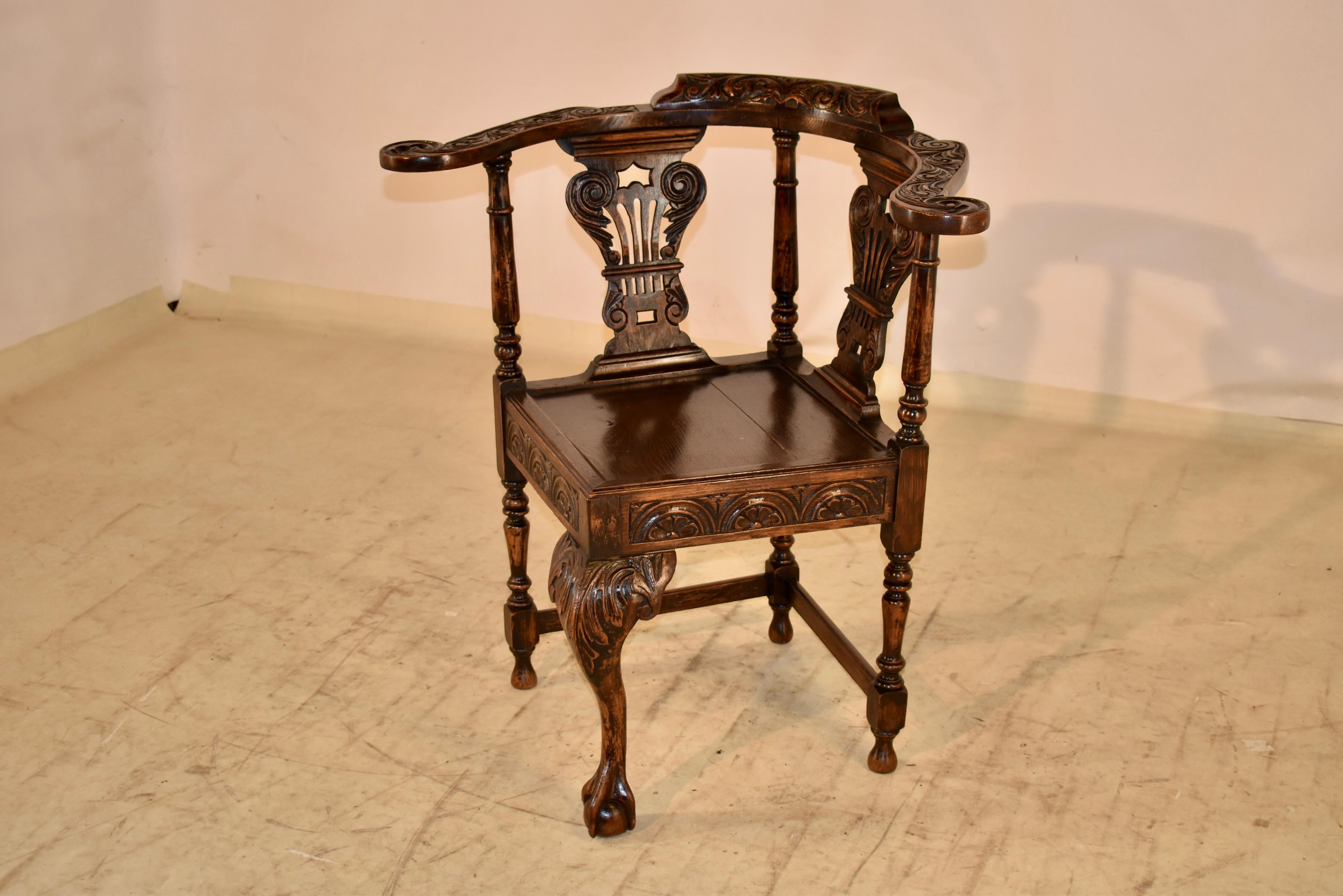 Hand-Carved 19th Century English Oak Corner Chair For Sale