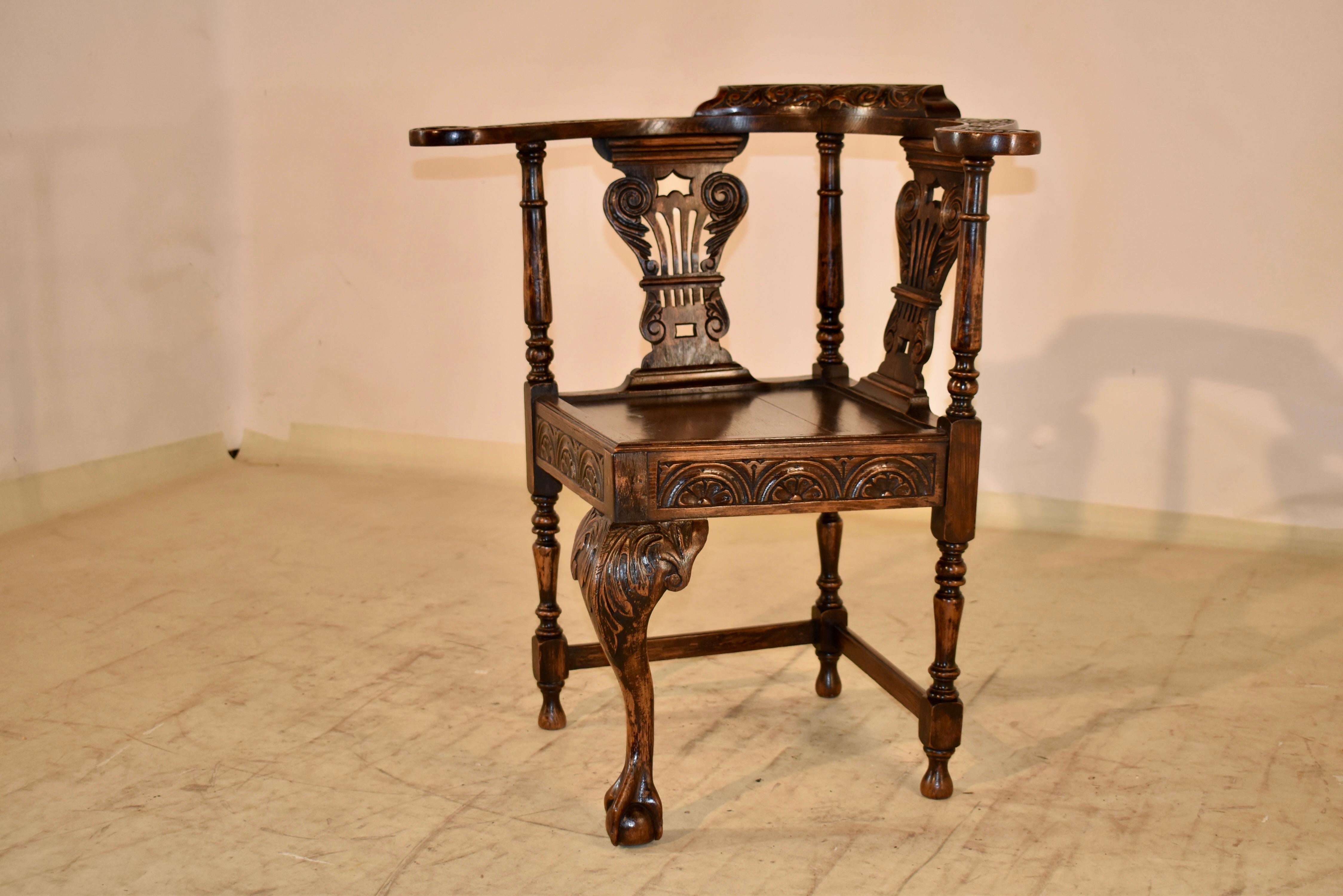 19th Century English Oak Corner Chair In Good Condition For Sale In High Point, NC