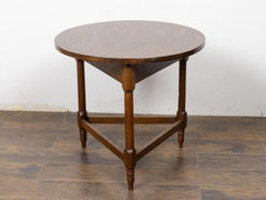 Tavolo da cricket inglese del XIX secolo in Oak con base triangolare a barella
