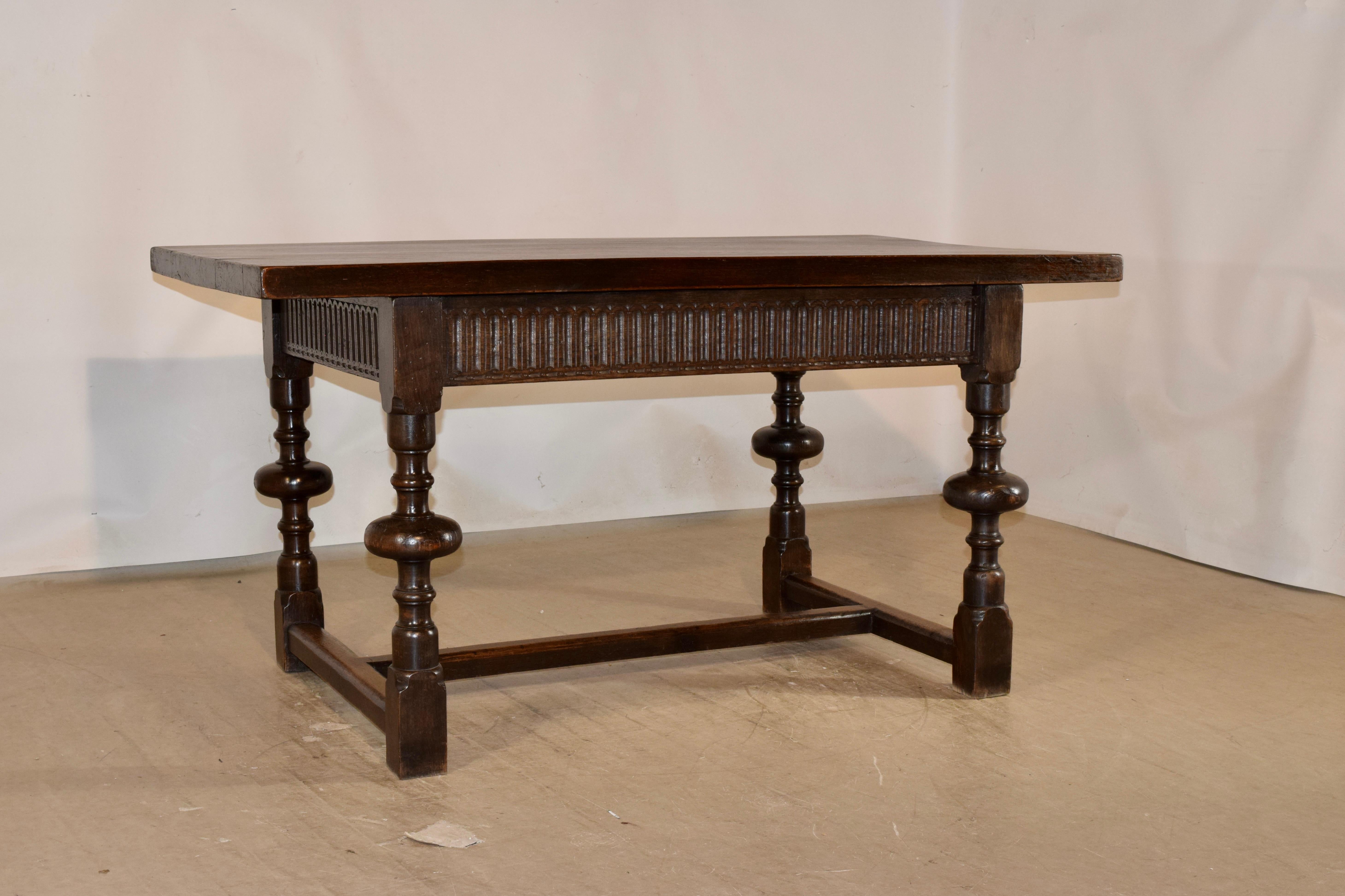 19th Century English Oak Desk with Two Drawers For Sale 4