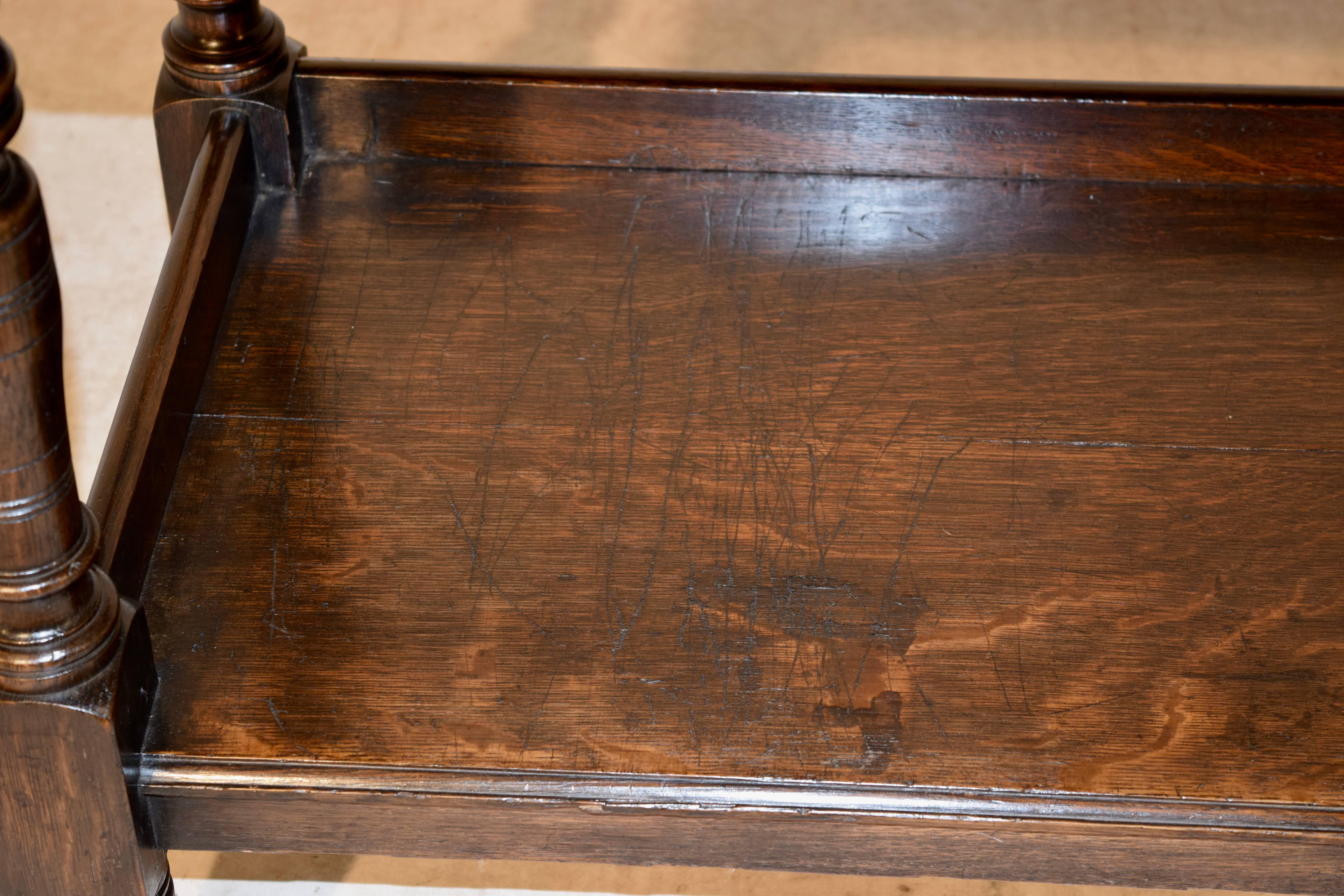 19th Century English Oak Dessert Buffet In Good Condition In High Point, NC