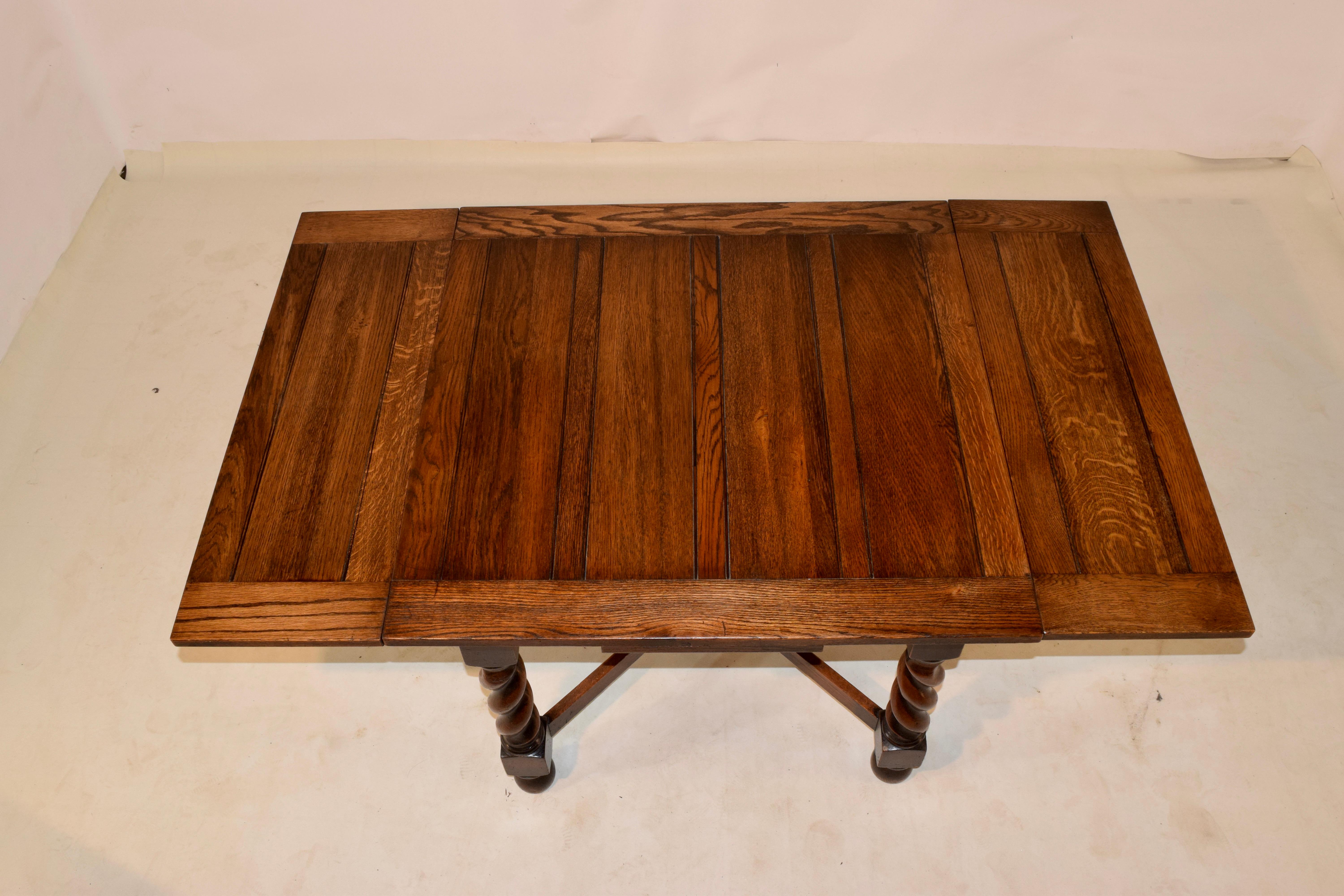 Victorian 19th Century English Oak Draw Leaf Table