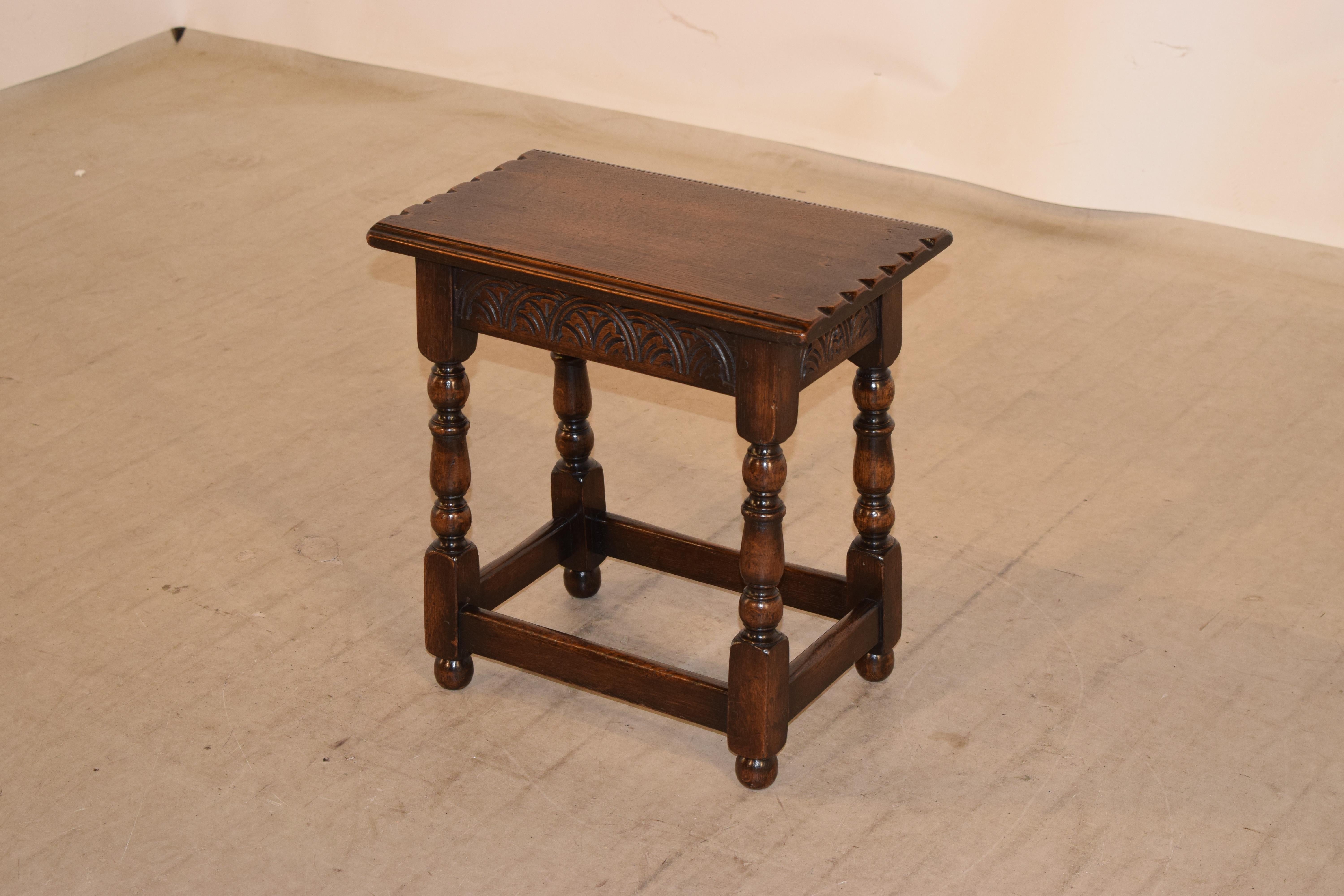 19th Century English Oak Joint Stool In Good Condition In High Point, NC