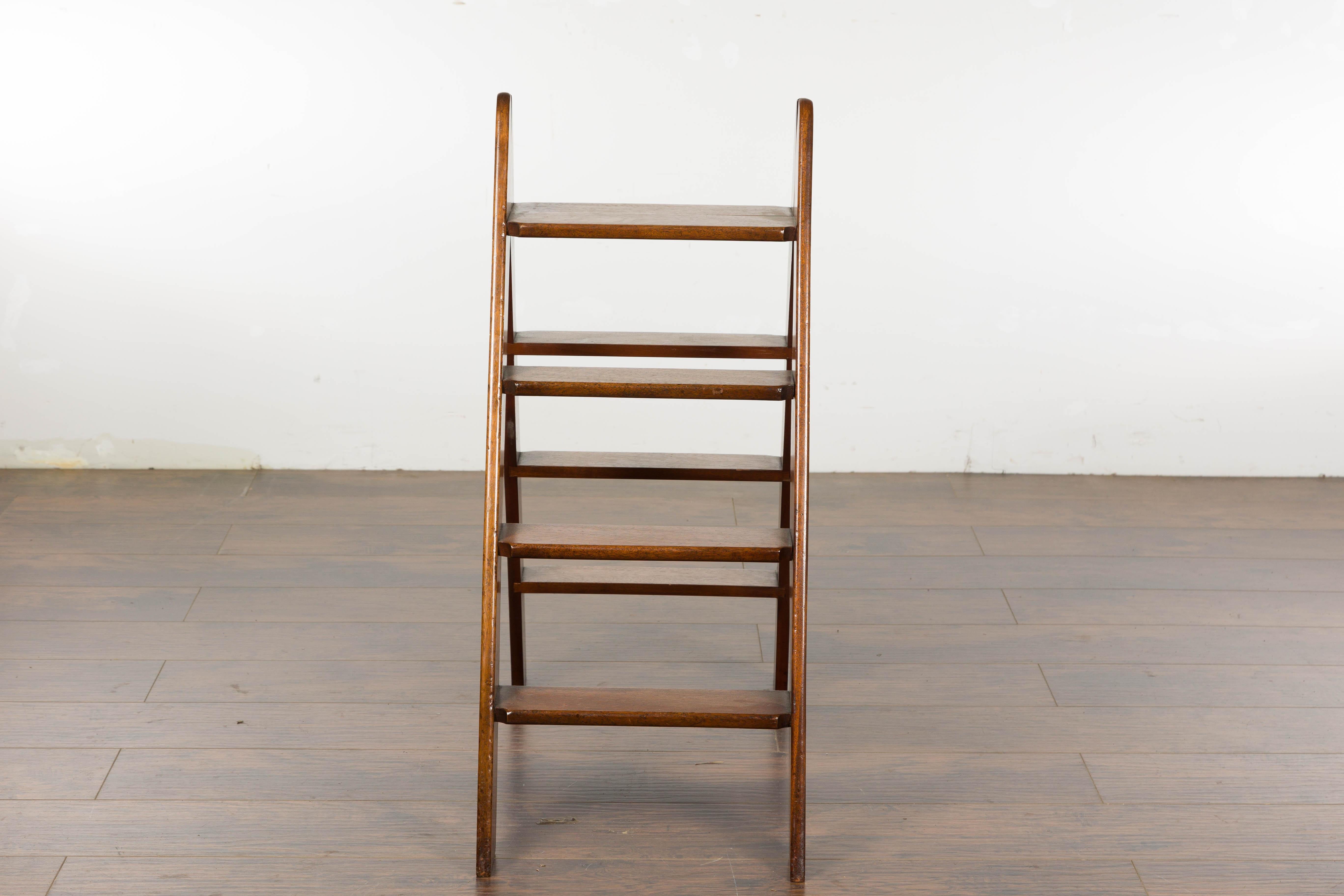 19th Century English Oak Library Step Ladder with Brass Hardware For Sale 7