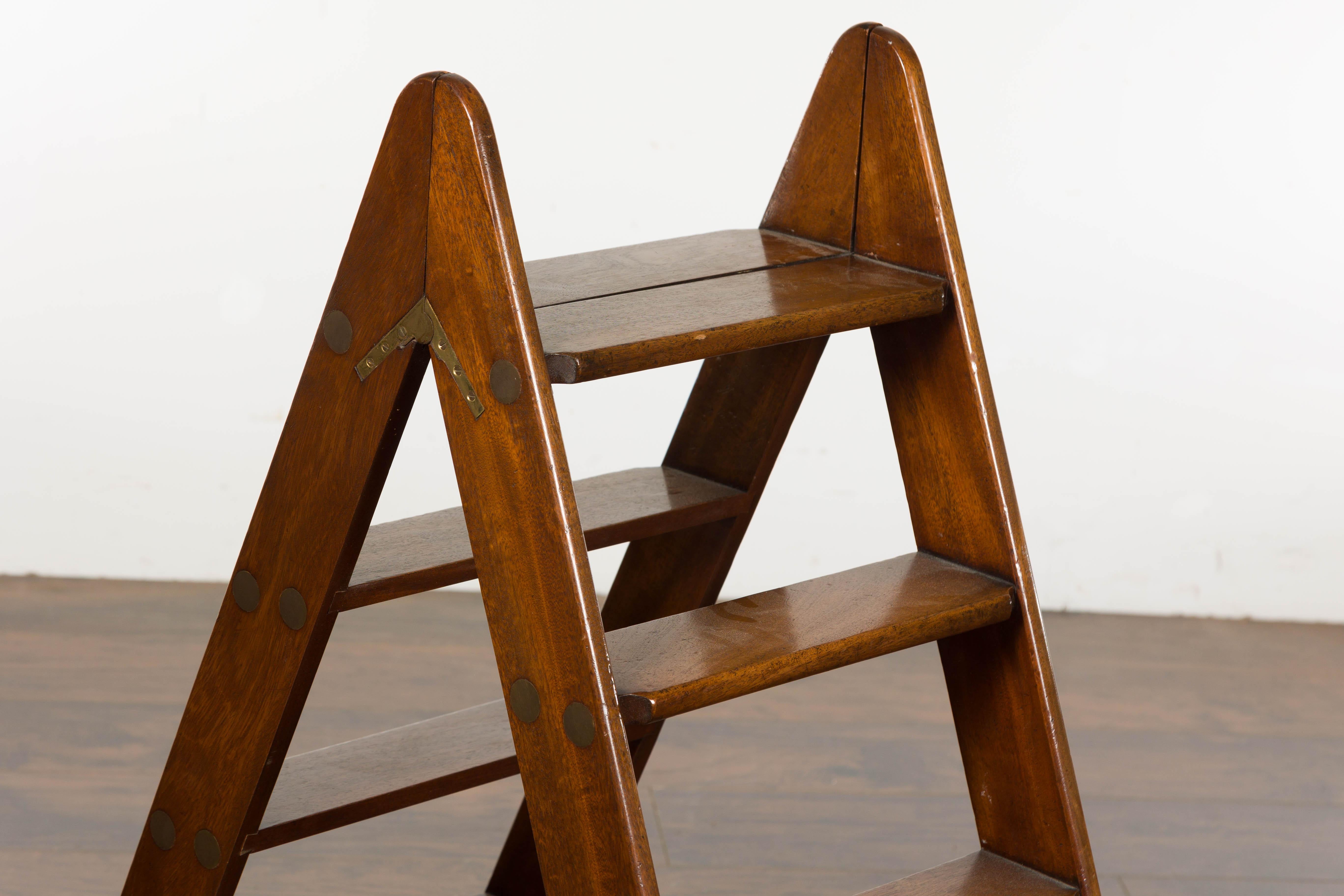19th Century English Oak Library Step Ladder with Brass Hardware For Sale 3