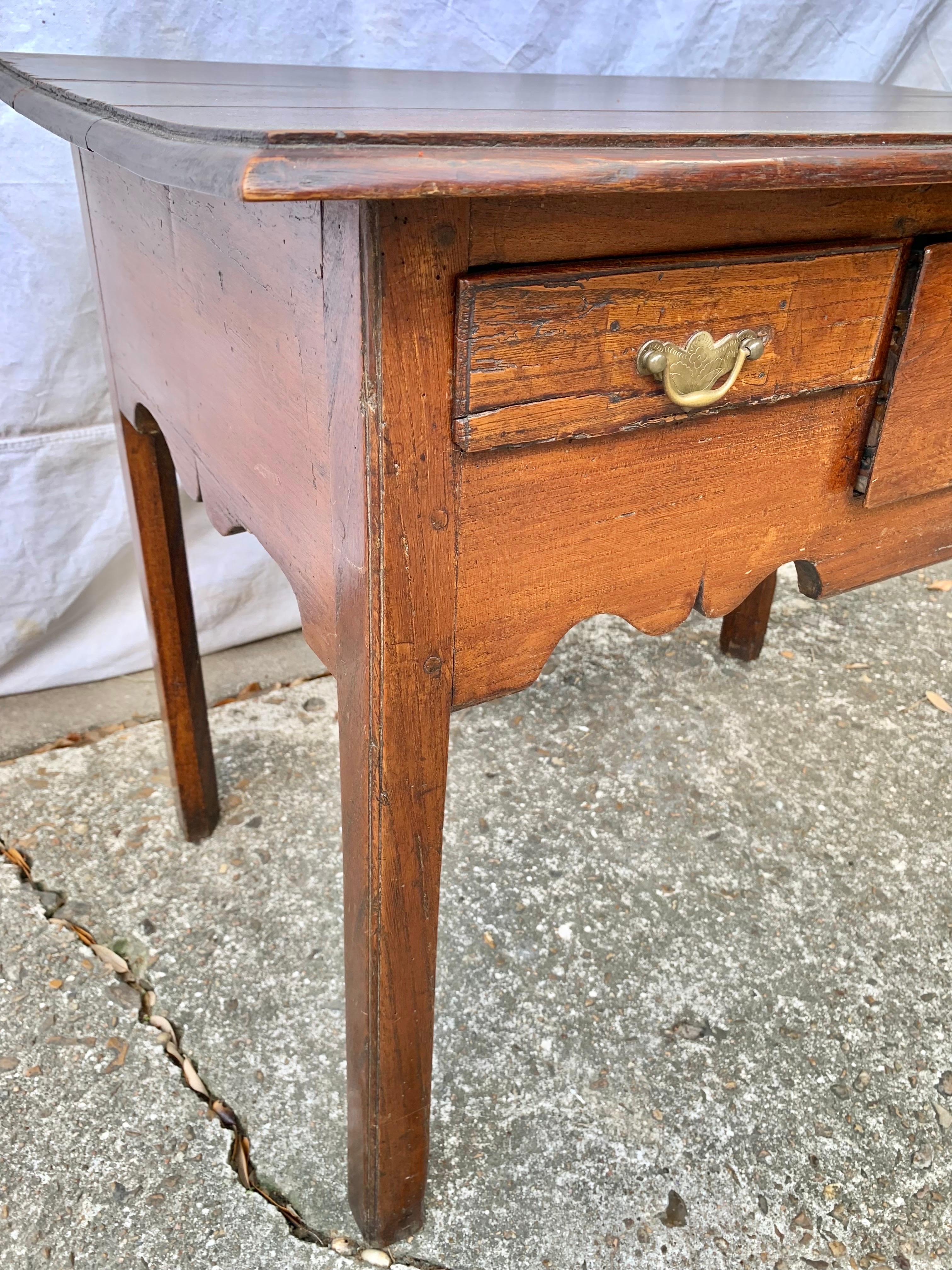 19th Century English Oak Lowboy Side Table For Sale 8