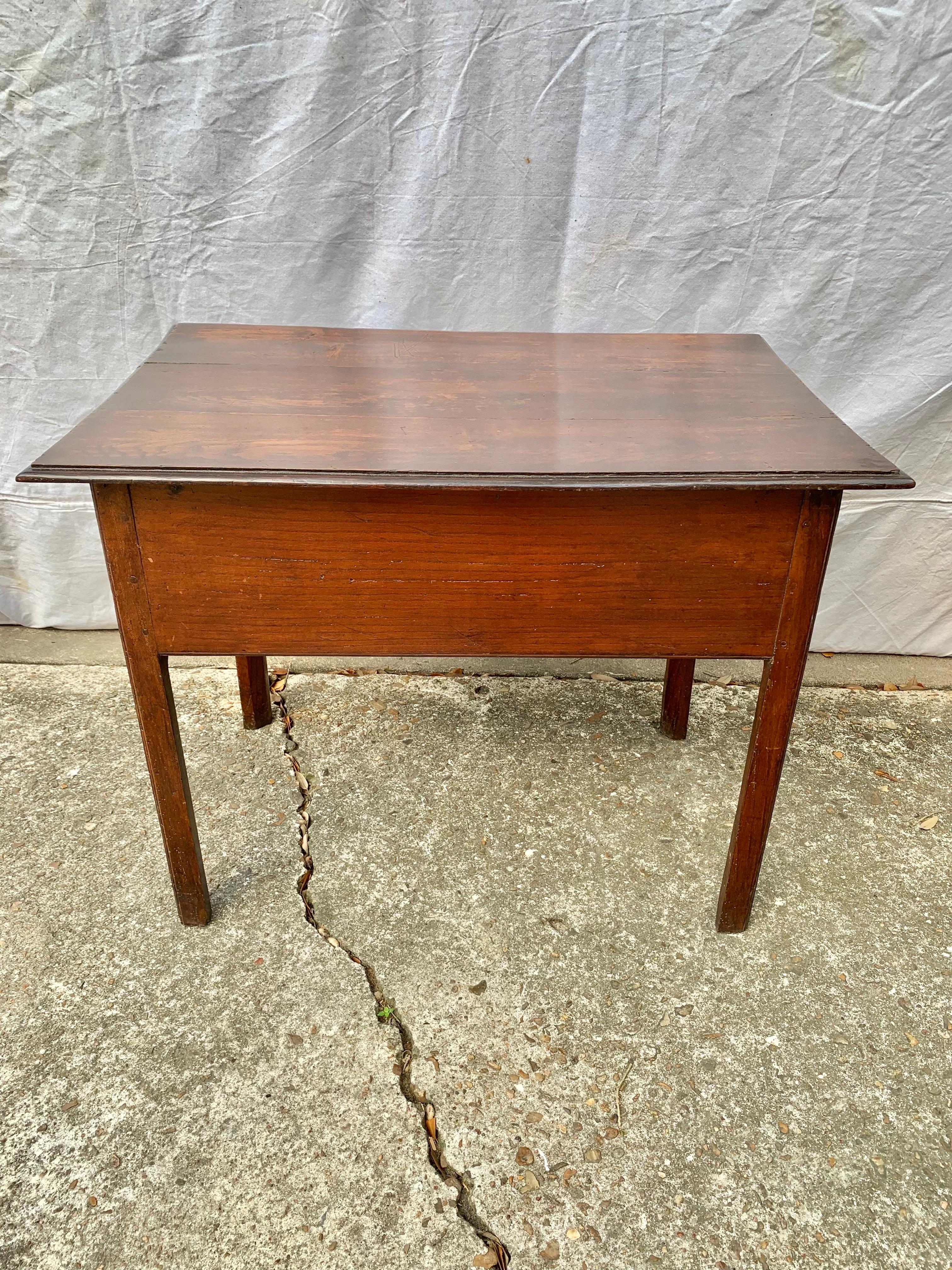 19th Century English Oak Lowboy Side Table For Sale 9