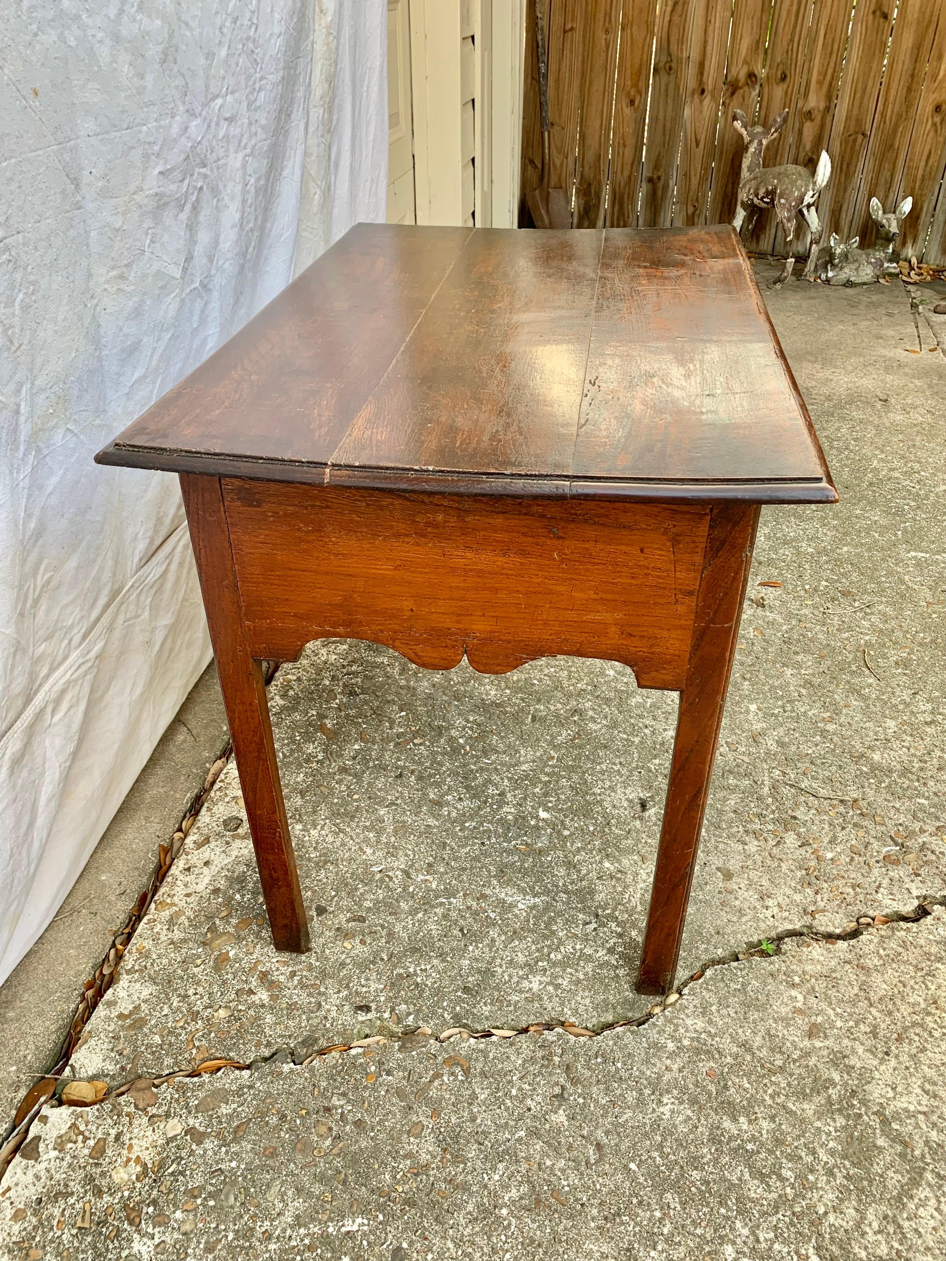 Chippendale 19th Century English Oak Lowboy Side Table For Sale