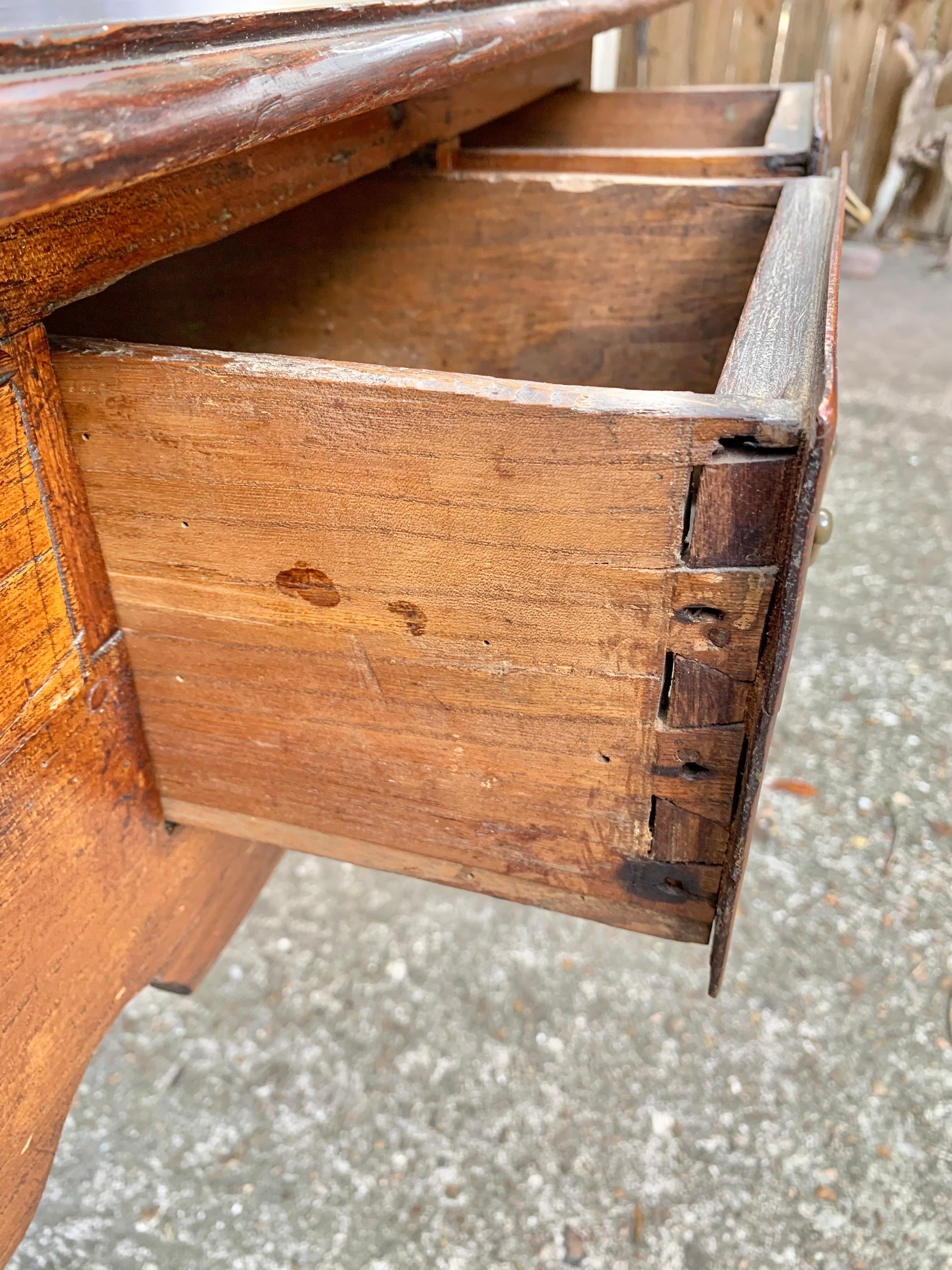 19th Century English Oak Lowboy Side Table For Sale 3