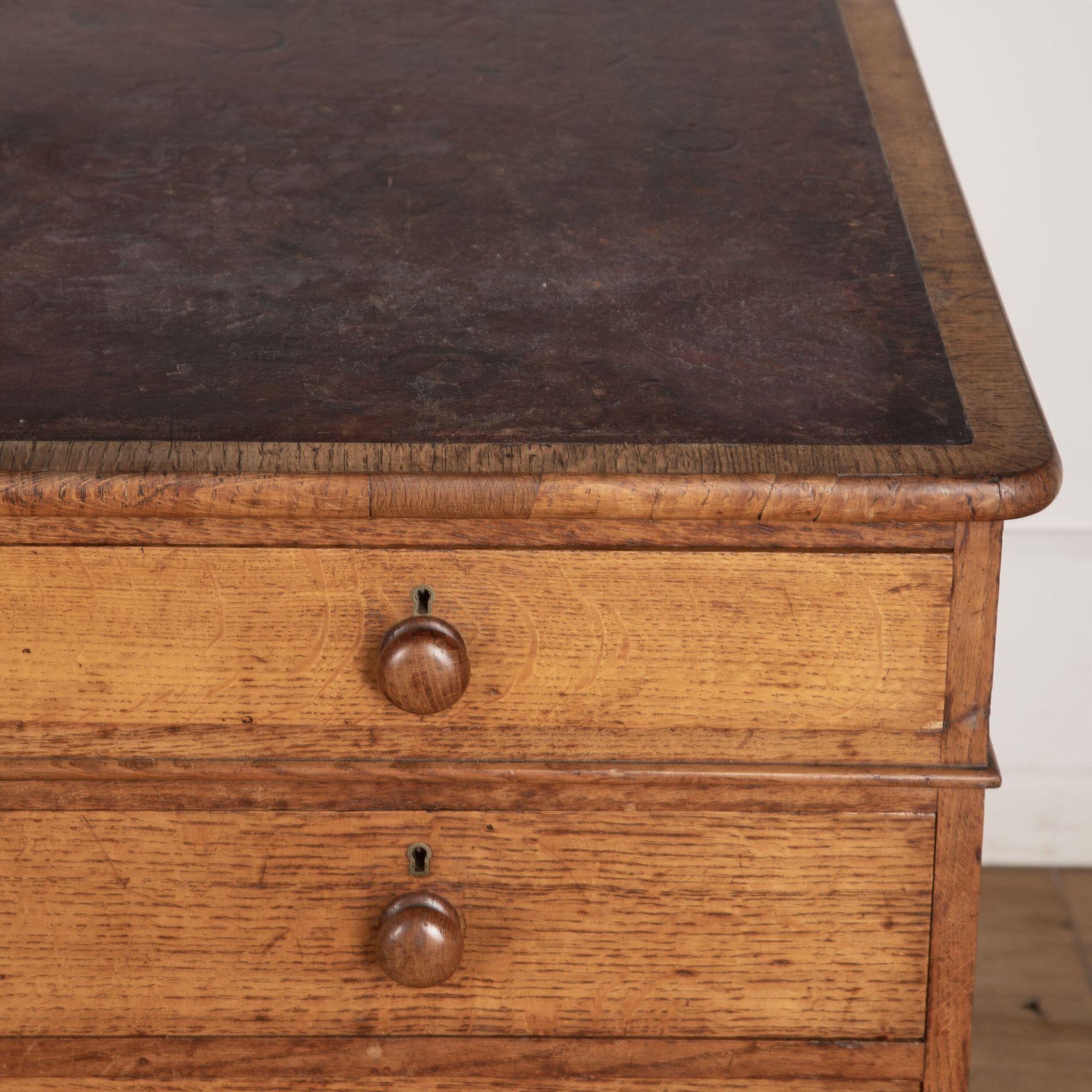 19th Century English Oak Partners Desk For Sale 7
